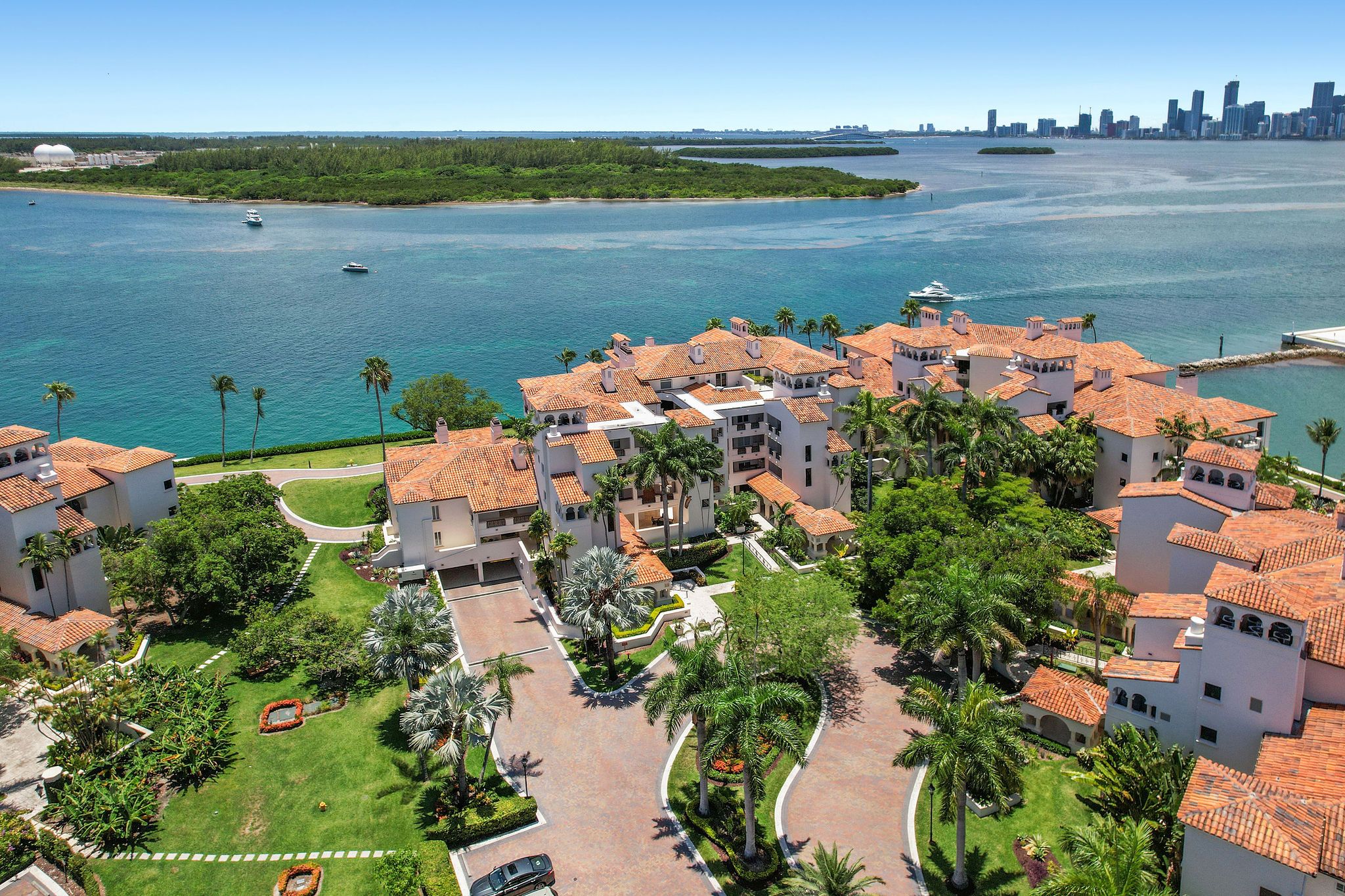  2432 Fisher Island Dr, Miami Beach, FL, 33109 - 物件實景