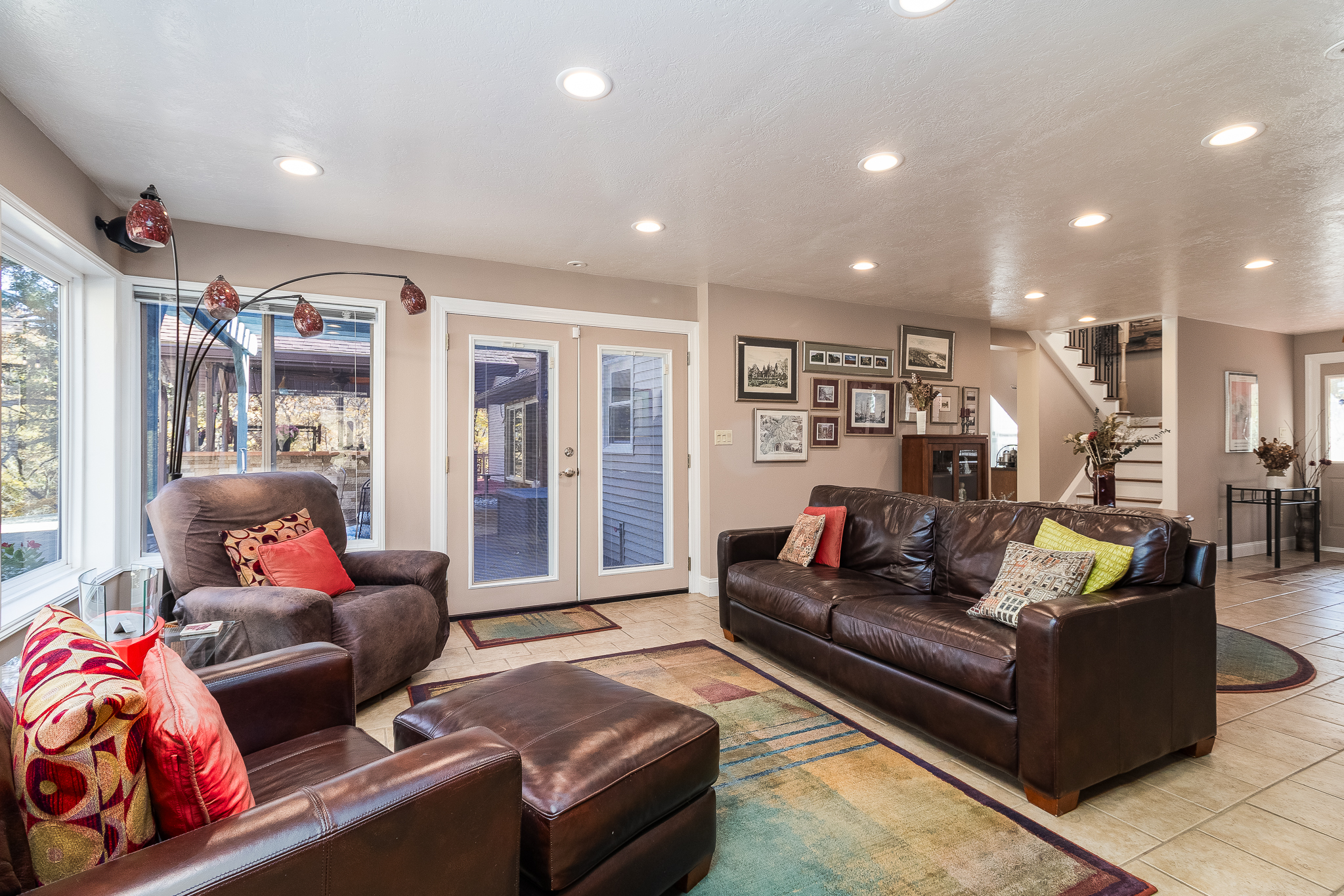 Charelston, Illinois, 61920, United States, 3 Bedrooms Bedrooms, ,3 BathroomsBathrooms,Residential,For Sale,1988576