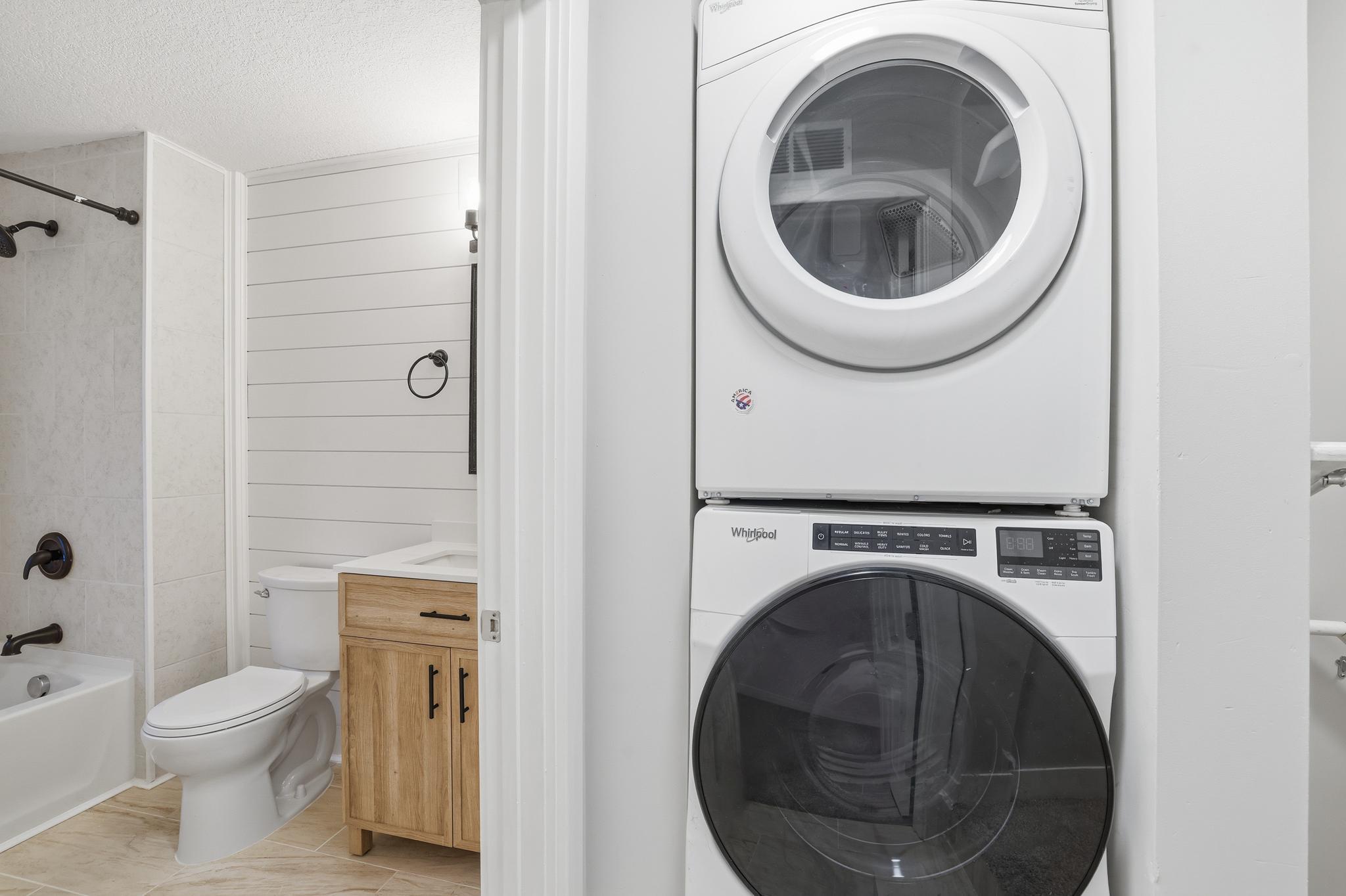 Saint Paul, Minnesota, 55102, United States, ,Residential,For Sale,1989124