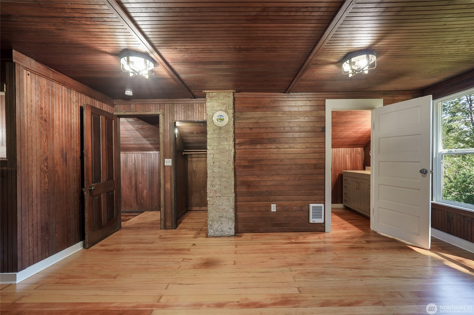 Ocean Park, Washington, 98640, United States, 3 Bedrooms Bedrooms, ,4 BathroomsBathrooms,Residential,For Sale,1942990