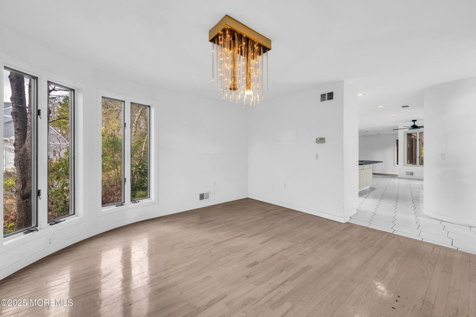 Allentown, New Jersey, 08720, United States, 4 Bedrooms Bedrooms, ,3 BathroomsBathrooms,Residential,For Sale,1845421