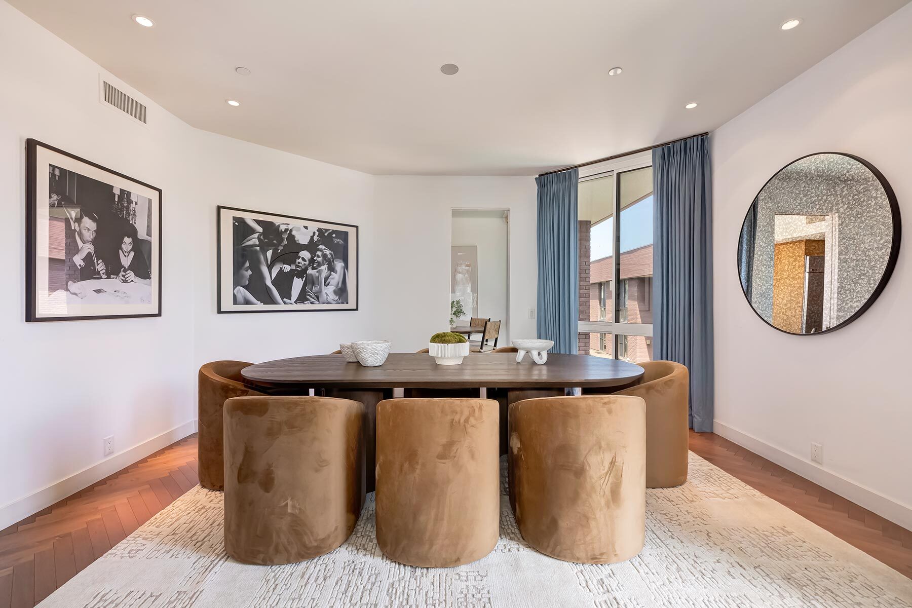 300 North Swall Drive - 物件實景