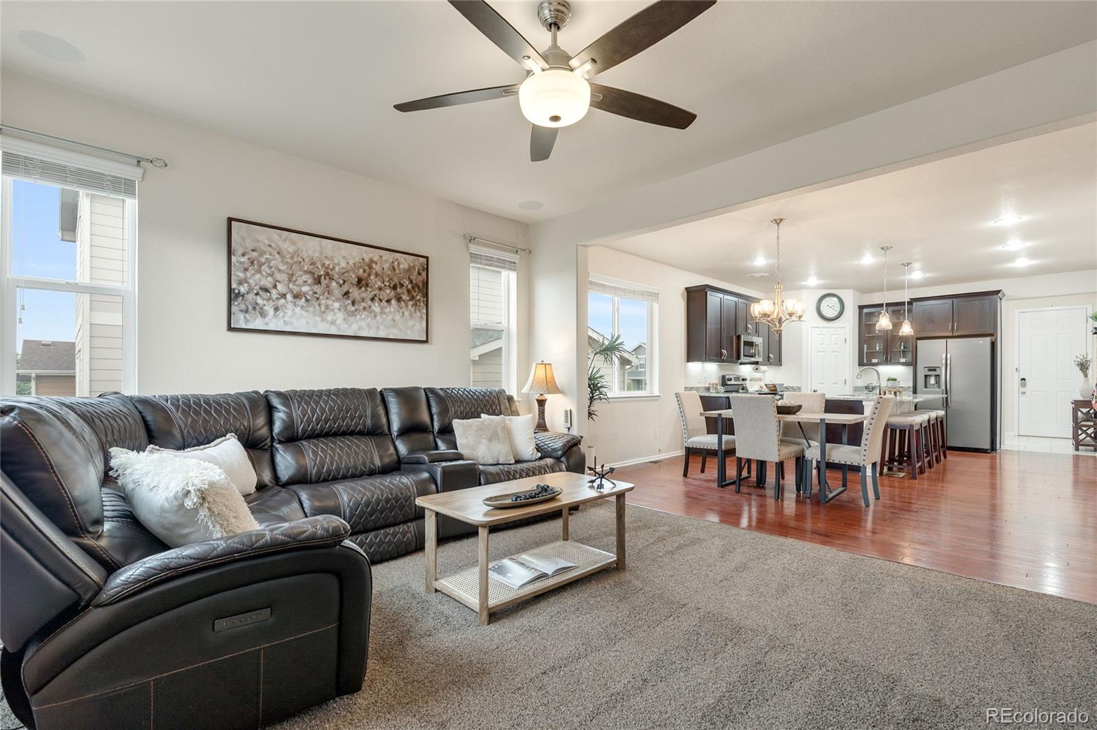 Castle Rock, Colorado, 80108, United States, 4 Bedrooms Bedrooms, ,3 BathroomsBathrooms,Residential,For Sale,1906915
