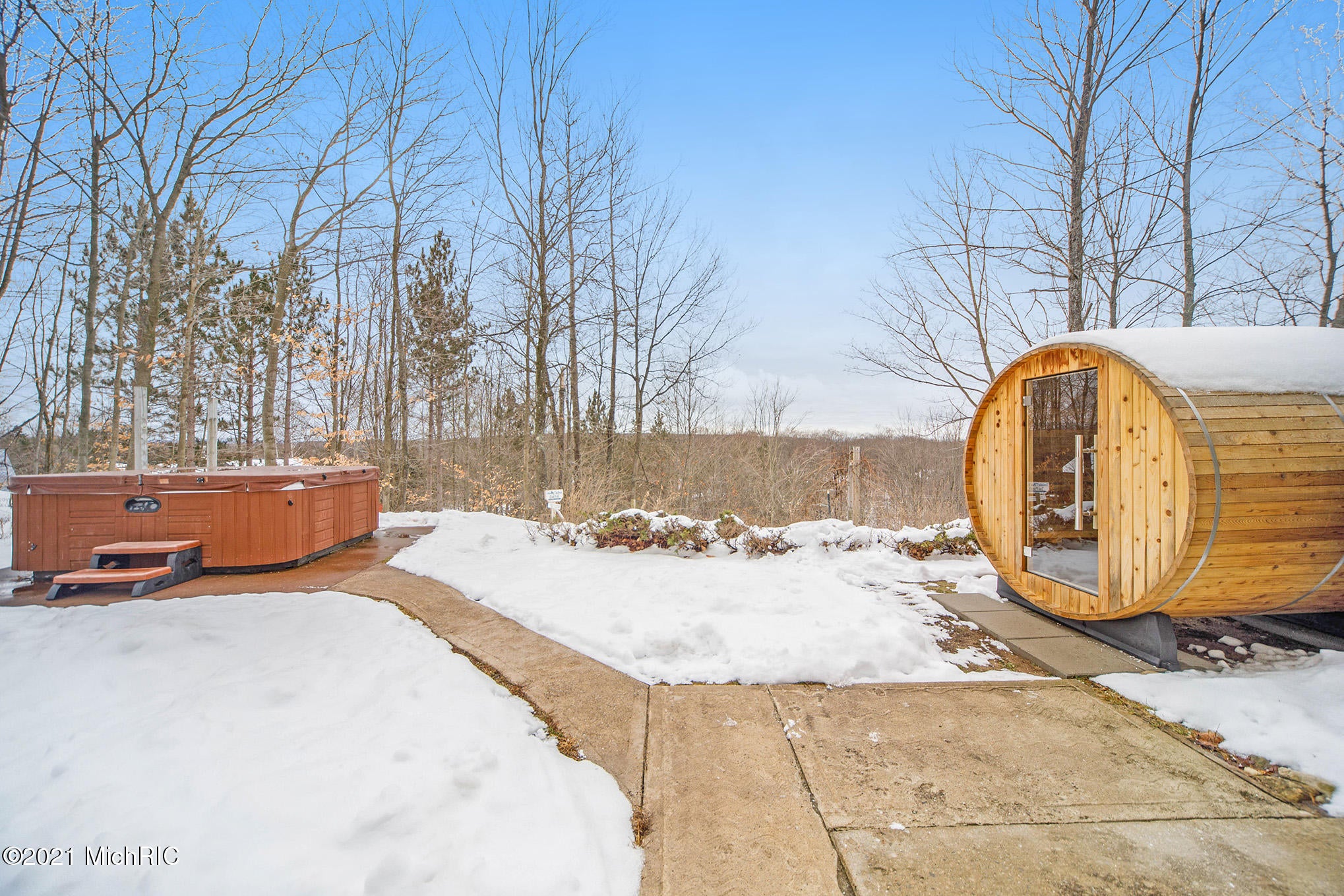 Harbor Springs, Michigan, 49740, United States, 5 Bedrooms Bedrooms, ,6 BathroomsBathrooms,Residential,For Sale,1914650
