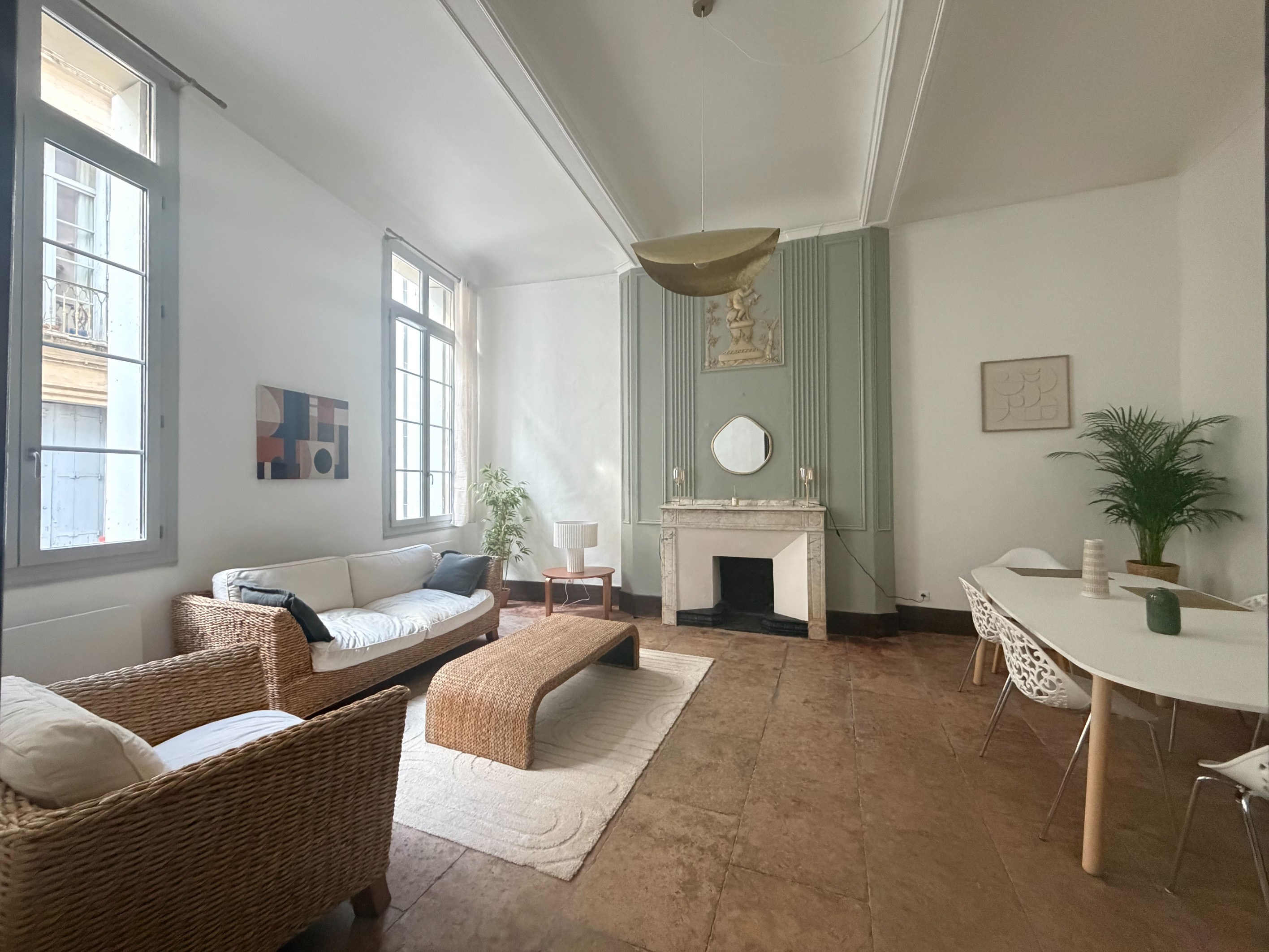  Superb renovation for this charming one-bedroom apartment... - 物件實景