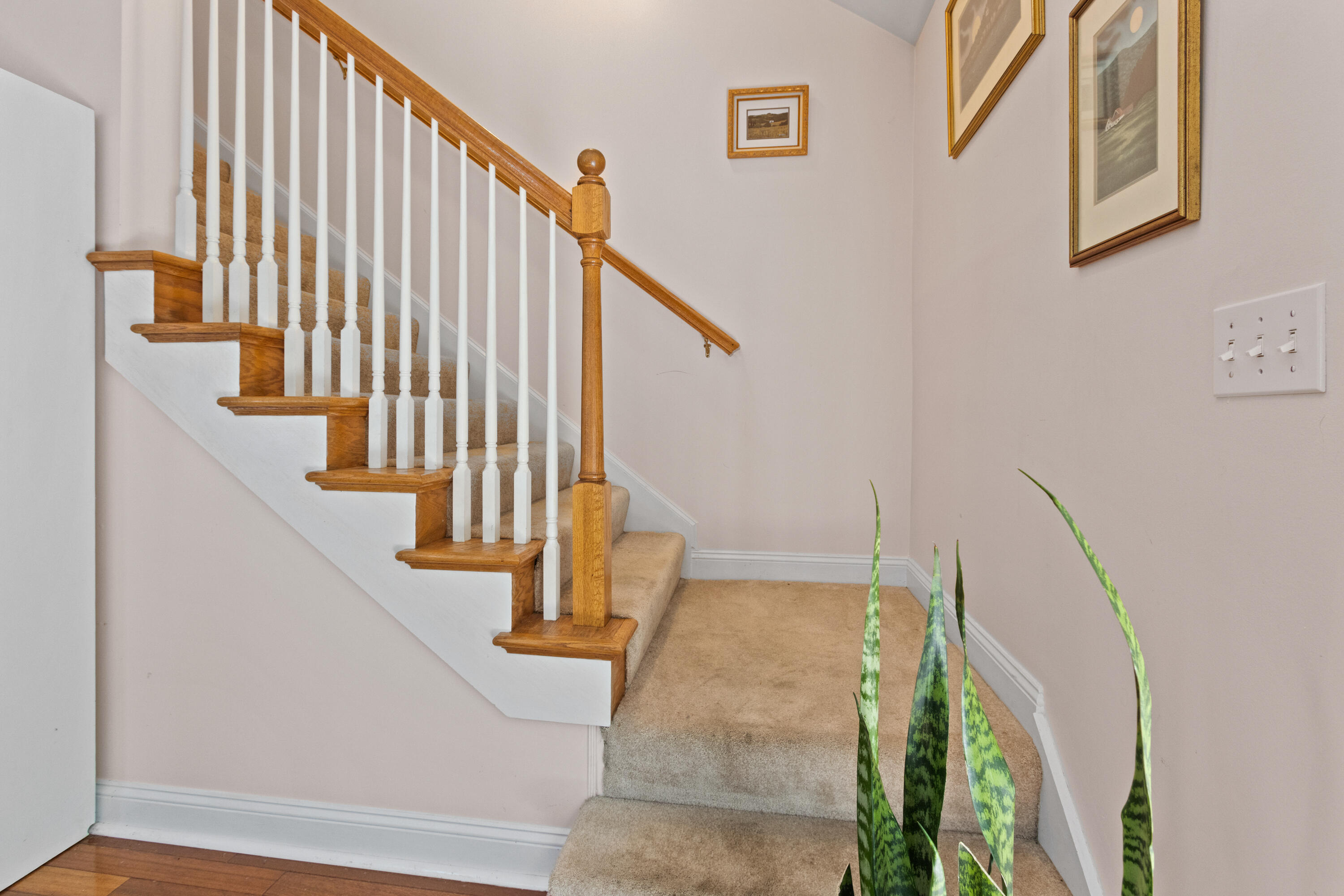 Old Orchard Beach, Maine, 04064, United States, 3 Bedrooms Bedrooms, ,2 BathroomsBathrooms,Residential,For Sale,1906267