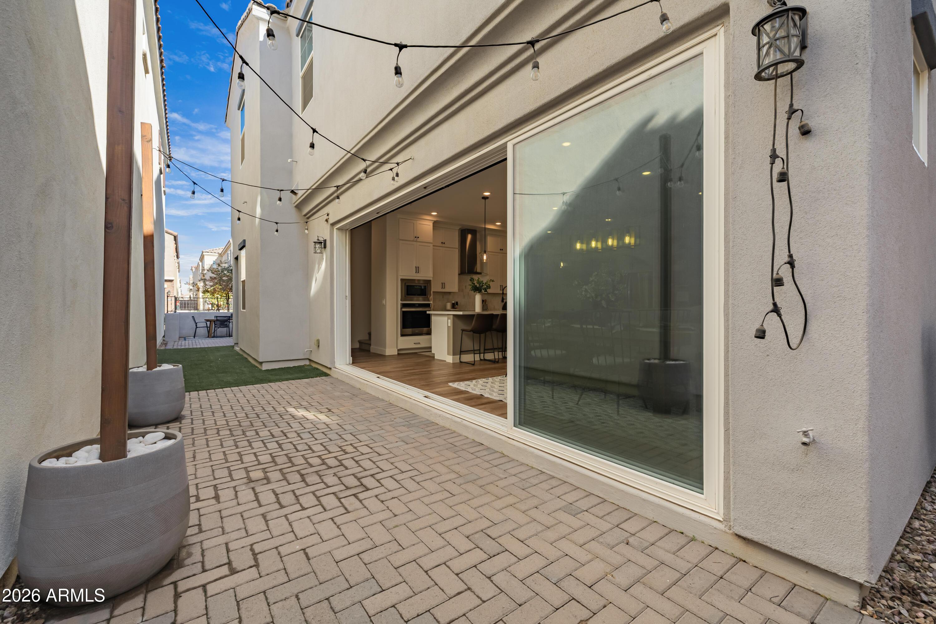 Chandler, Arizona, 85286, United States, 4 Bedrooms Bedrooms, ,4 BathroomsBathrooms,Residential,For Sale,2010447