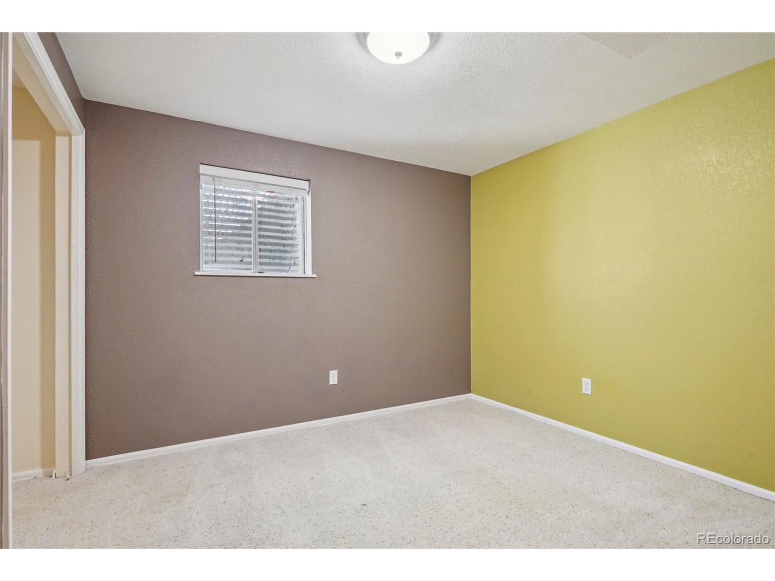 Louisville, Colorado, 80027, United States, 5 Bedrooms Bedrooms, ,1 BathroomBathrooms,Residential,For Sale,1910373