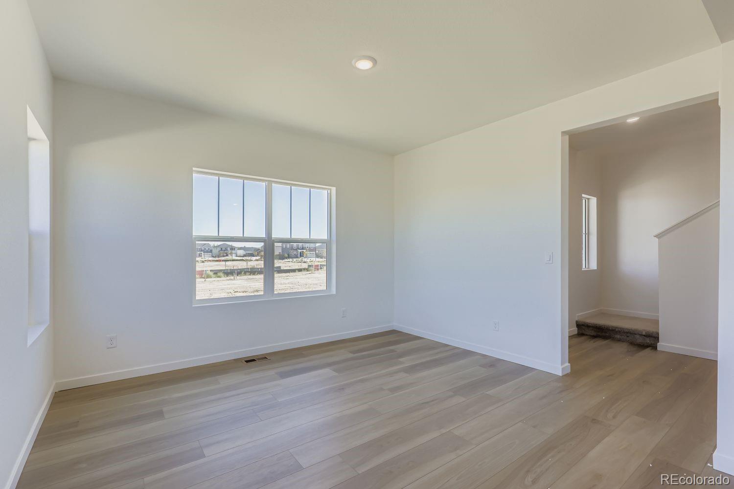 Thornton, Colorado, 80602, United States, 4 Bedrooms Bedrooms, ,2 BathroomsBathrooms,Residential,For Sale,1950890