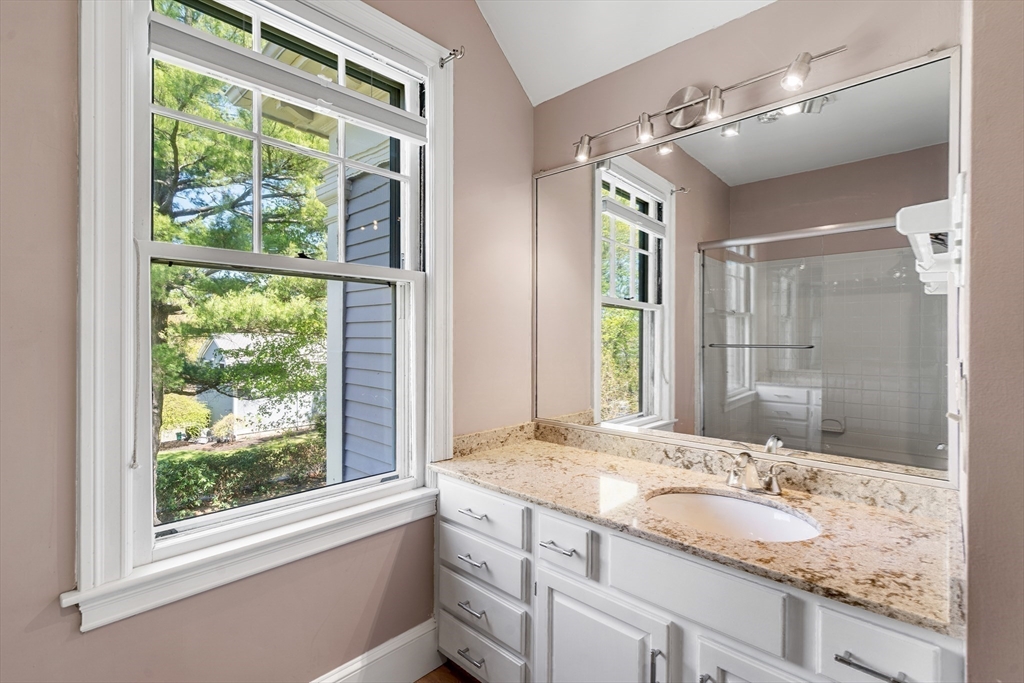 Lexington, Massachusetts, 02421, United States, 4 Bedrooms Bedrooms, ,3 BathroomsBathrooms,Residential,For Sale,1991993