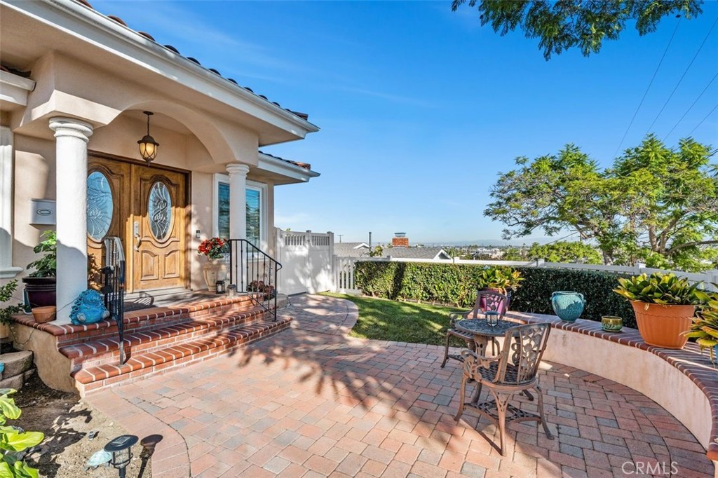 Torrance, California, 90505, United States, 4 Bedrooms Bedrooms, ,3 BathroomsBathrooms,Residential,For Sale,1992136