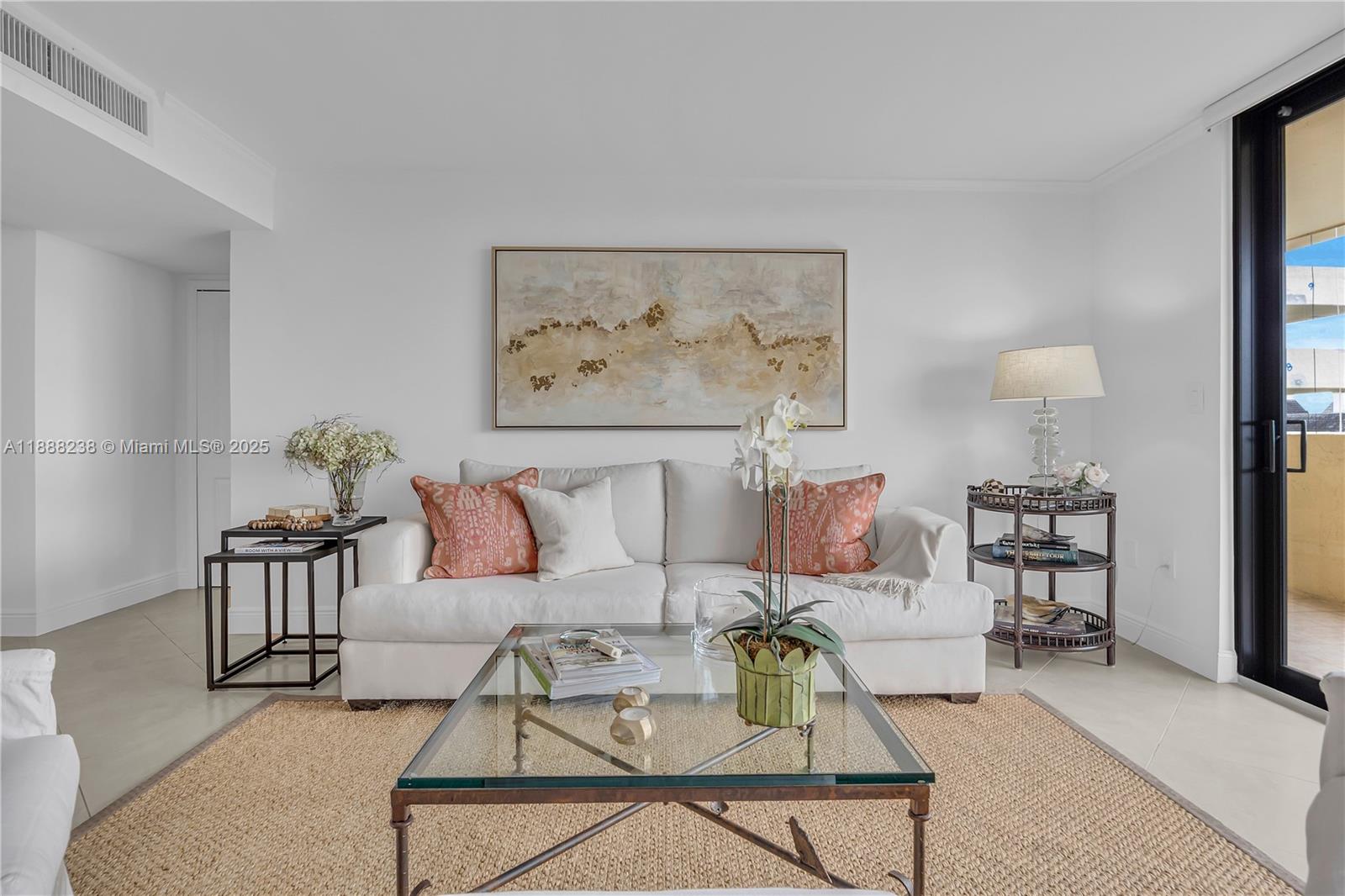 Coral Gables, Florida, 33134, United States, 2 Bedrooms Bedrooms, ,3 BathroomsBathrooms,Residential,For Sale,1987506