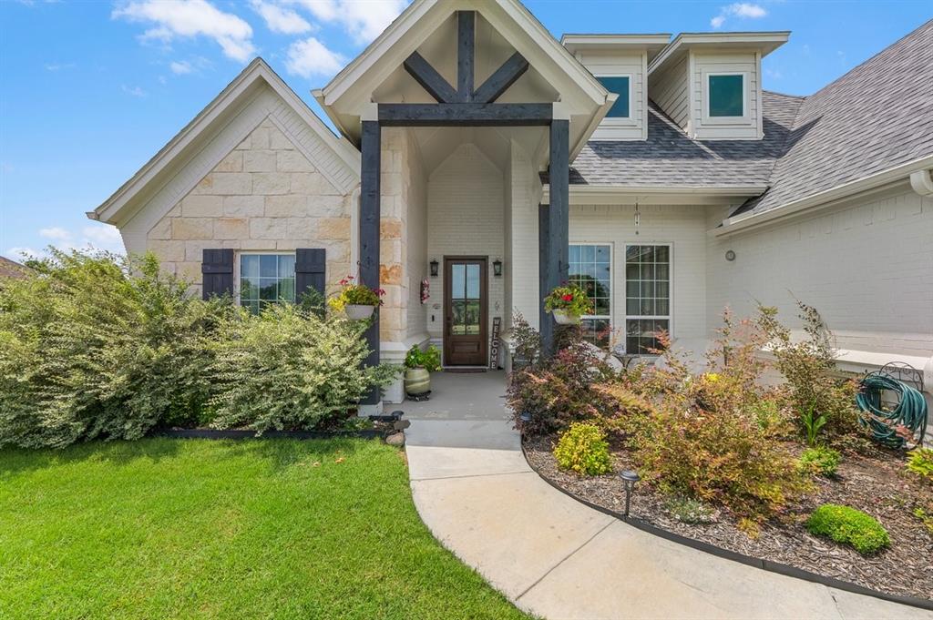 Springtown, Texas, 76082, United States, 3 Bedrooms Bedrooms, ,2 BathroomsBathrooms,Residential,For Sale,1943029