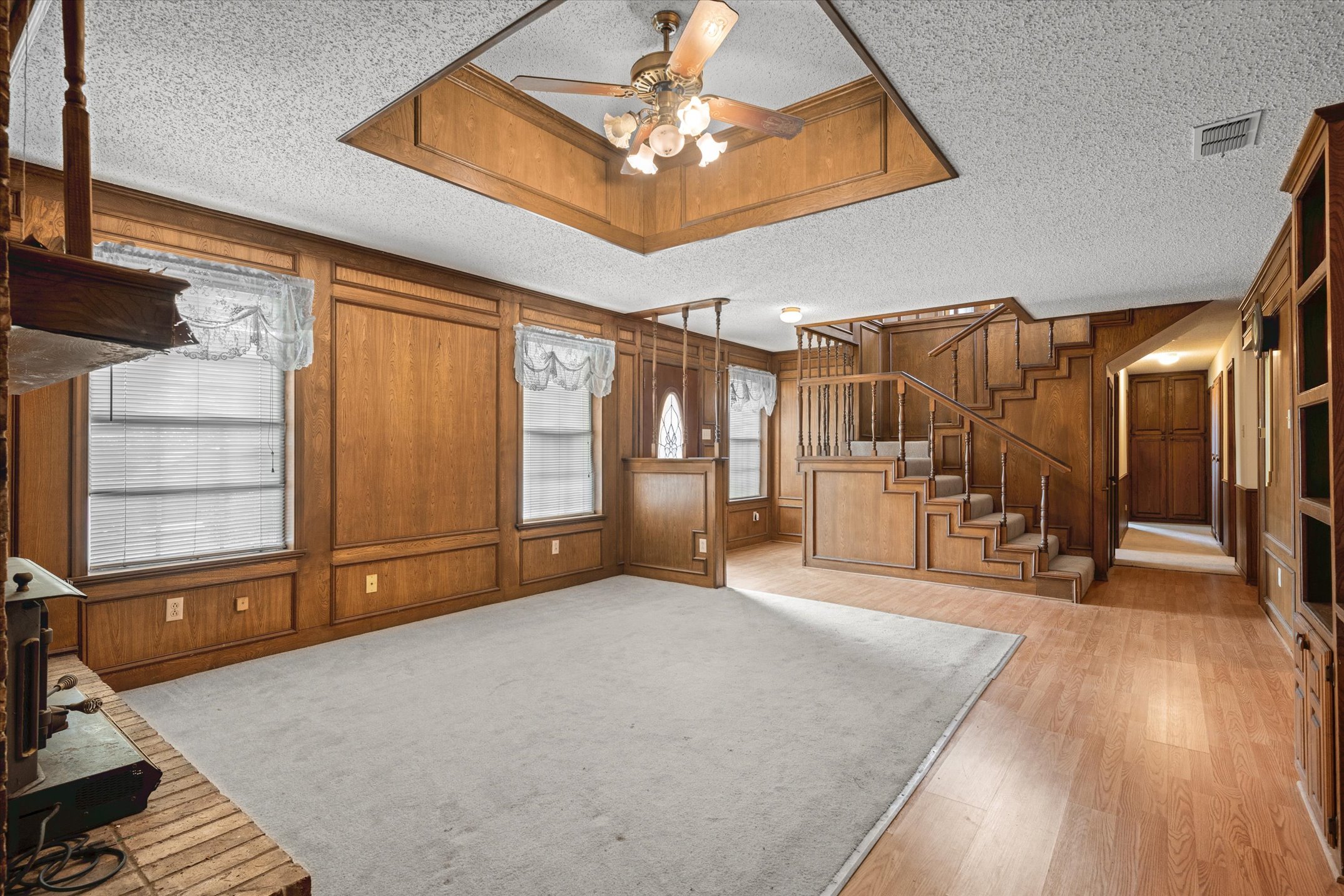 Wills Point, Texas, 75169, United States, 4 Bedrooms Bedrooms, ,3 BathroomsBathrooms,Residential,For Sale,1979230