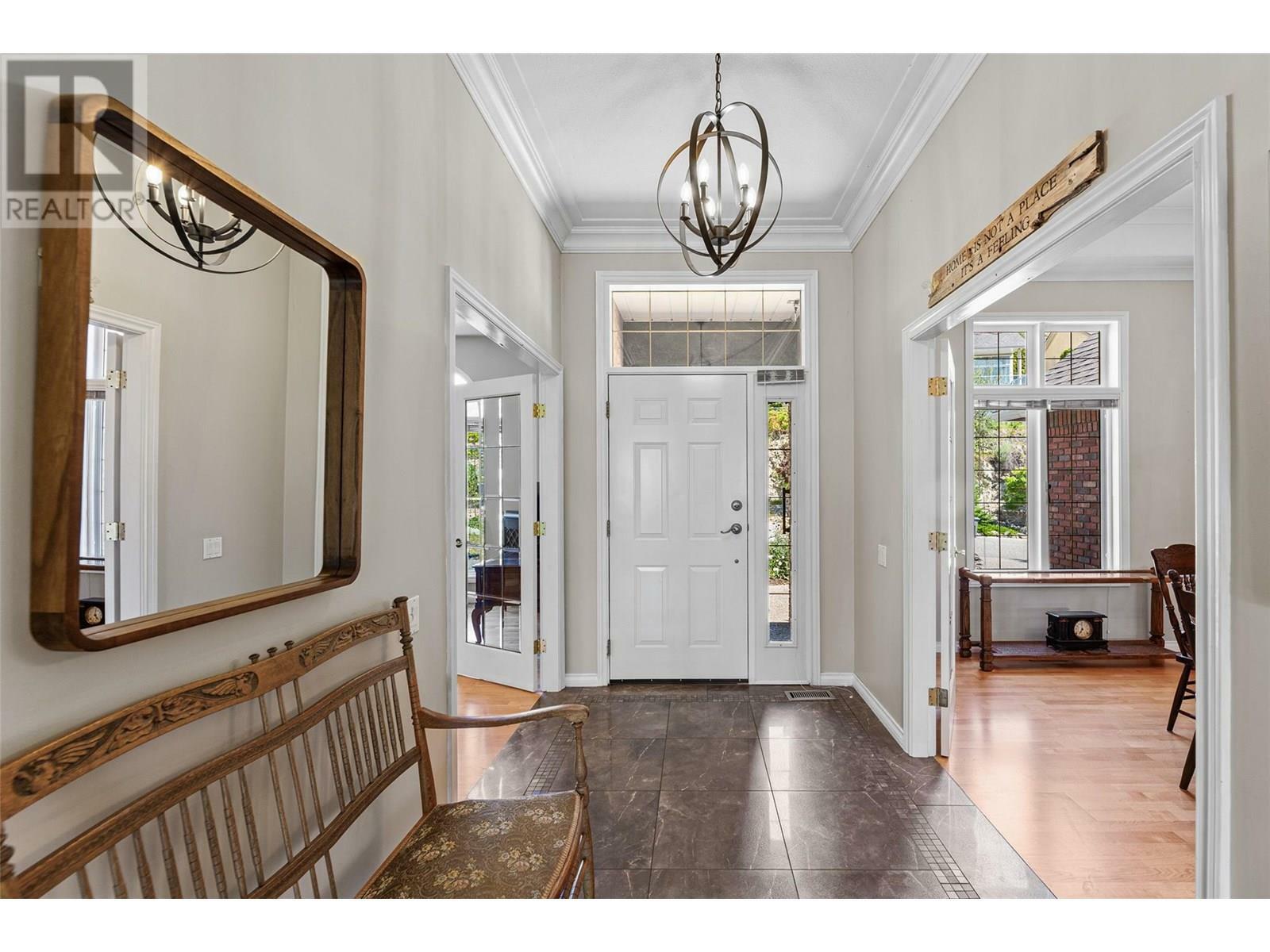 KELOWNA, British Columbia, V1V 1W2, CA, 4 Bedrooms Bedrooms, ,3 BathroomsBathrooms,Residential,For Sale,1882323