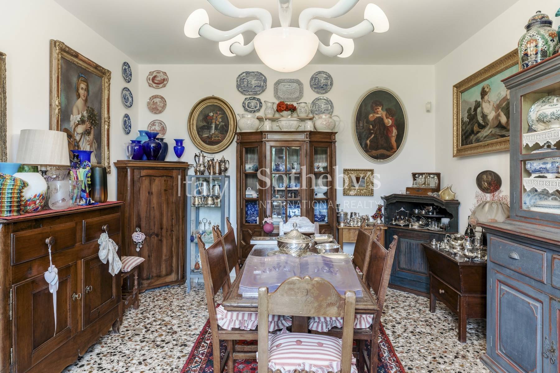 Renovated neoclassical villa with outbuildings, park and swimming pool - 物件實景
