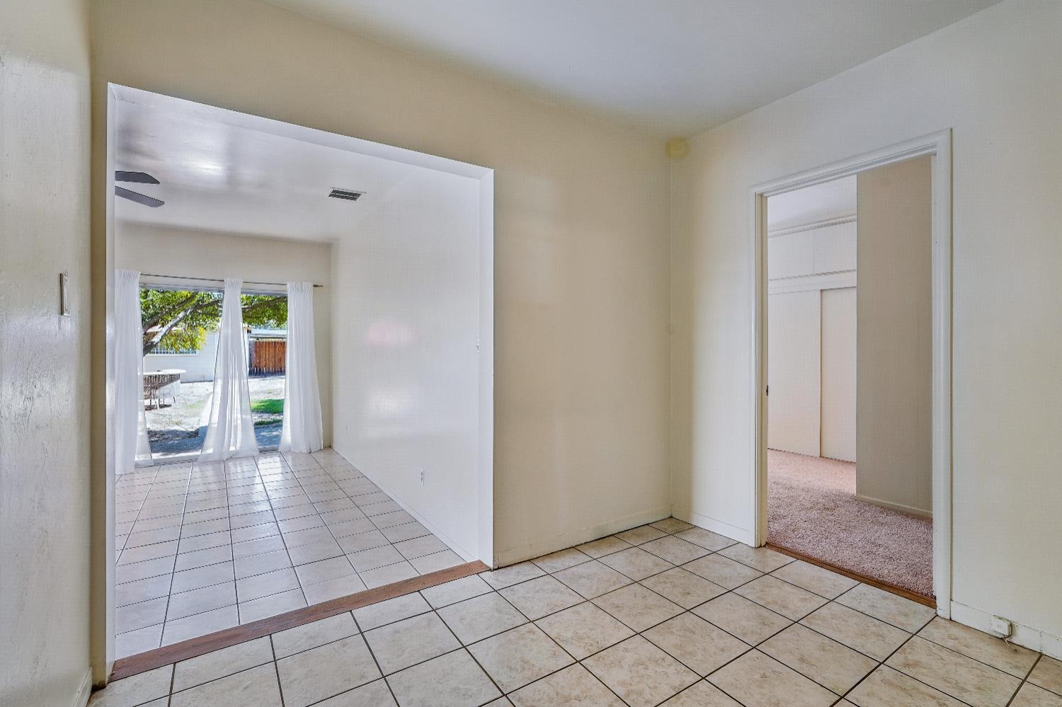 Sacramento, California, 95820, United States, 3 Bedrooms Bedrooms, ,2 BathroomsBathrooms,Residential,For Sale,1940182