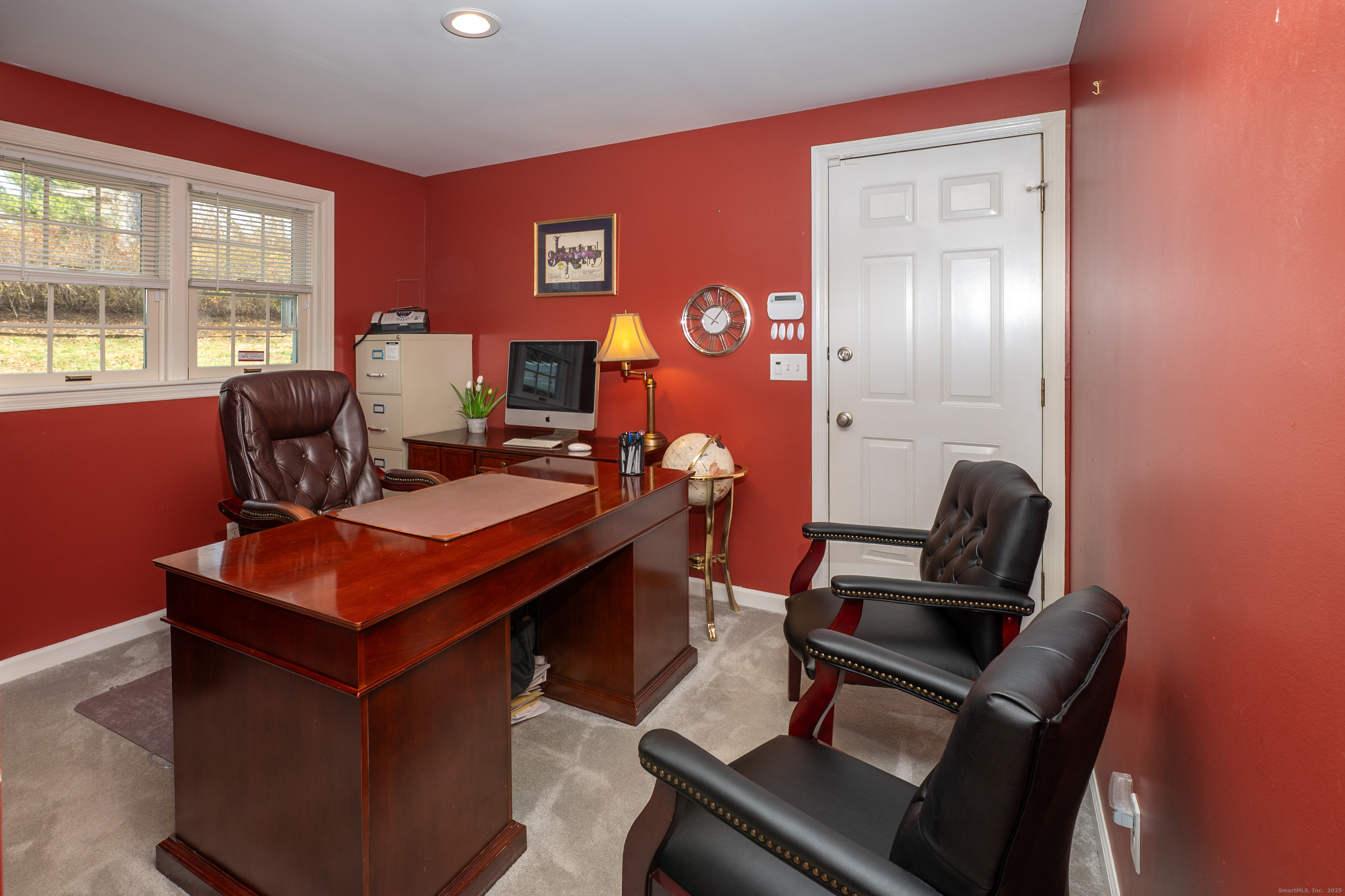 Branford, Connecticut, 06405, United States, 4 Bedrooms Bedrooms, ,4 BathroomsBathrooms,Residential,For Sale,2000721