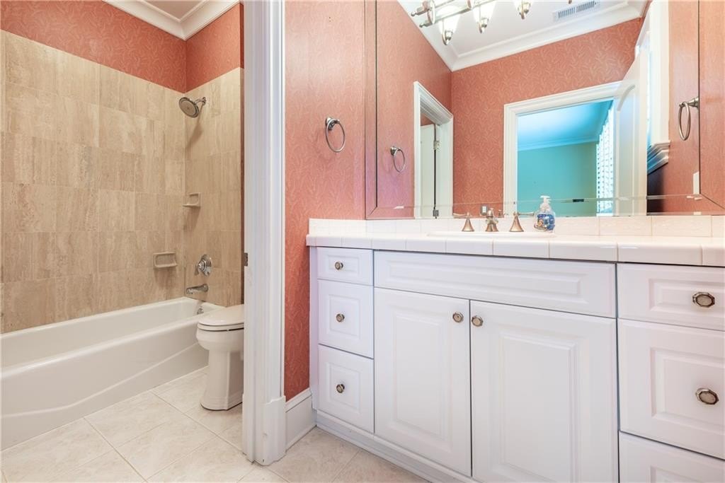 307 Meadowlands Drive, Talking Rock, Georgia, 30175, United States, 4 Bedrooms Bedrooms, ,6 BathroomsBathrooms,Residential,For Sale,307 Meadowlands Drive,1639976