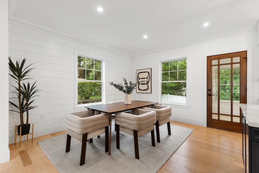 Winchester, Massachusetts, 01890, United States, 6 Bedrooms Bedrooms, ,5 BathroomsBathrooms,Residential,For Sale,1940960