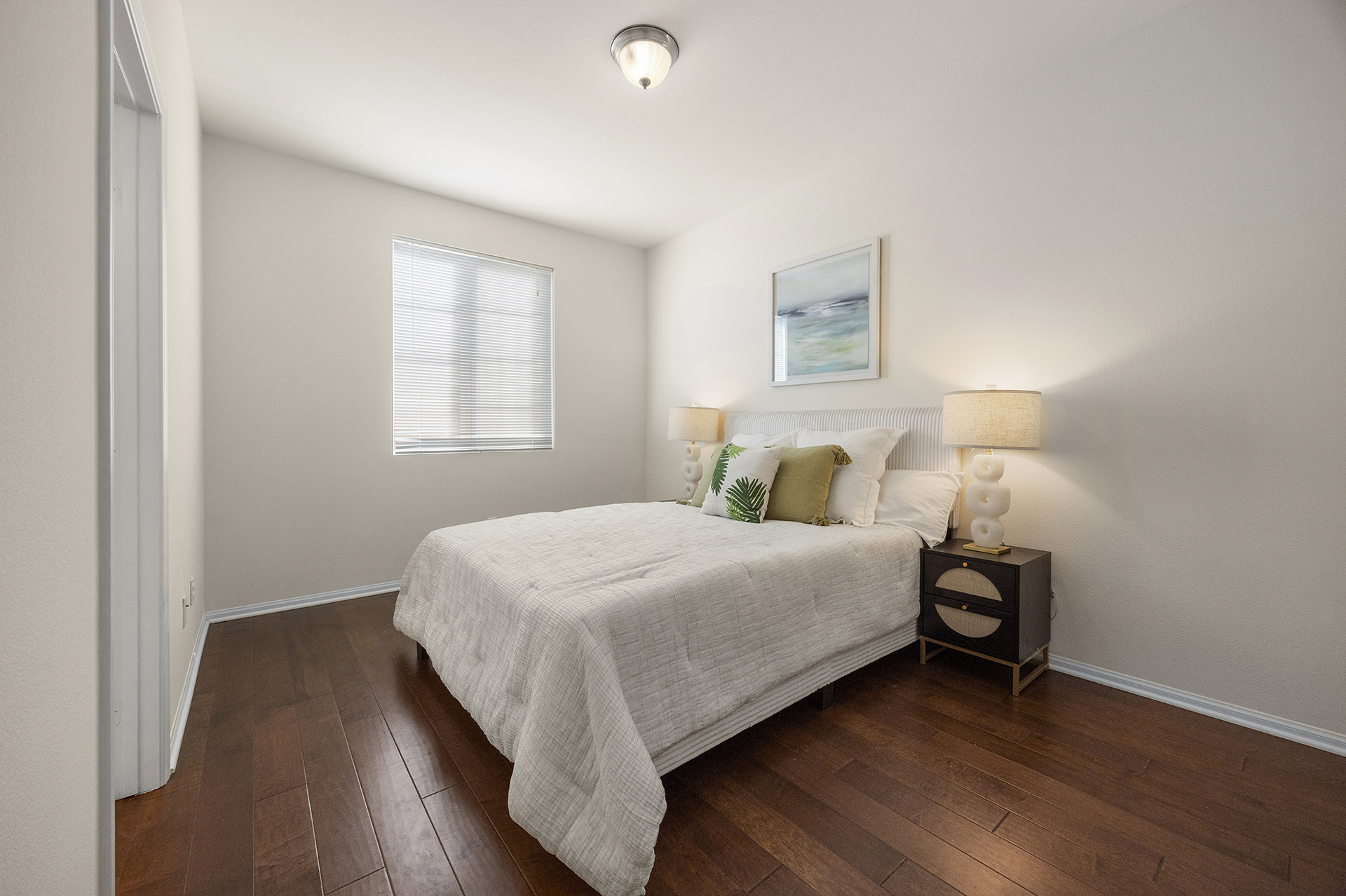 Garden Grove, California, 92843, United States, 5 Bedrooms Bedrooms, ,4 BathroomsBathrooms,Residential,For Sale,1986073