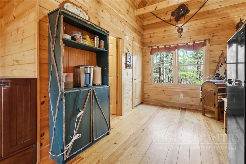 Ferguson, North Carolina, 28624, United States, 2 Bedrooms Bedrooms, ,2 BathroomsBathrooms,Residential,For Sale,2033165