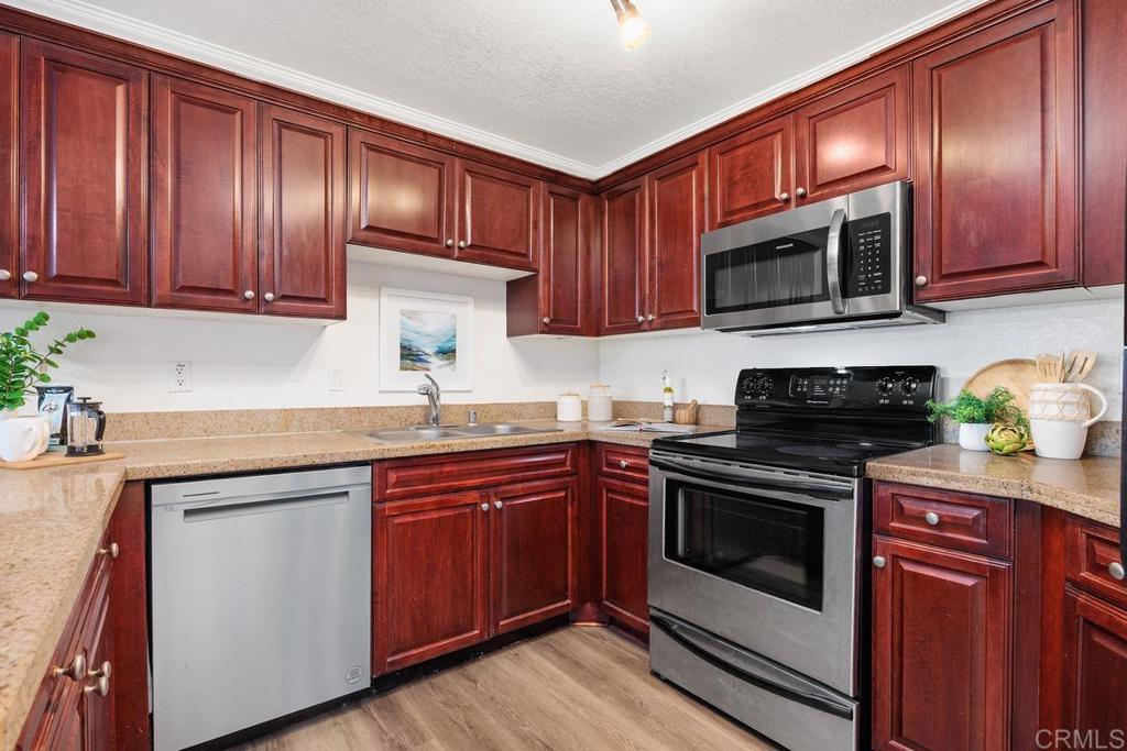 Oceanside, California, 92056, United States, 2 Bedrooms Bedrooms, ,2 BathroomsBathrooms,Residential,For Sale,1958982