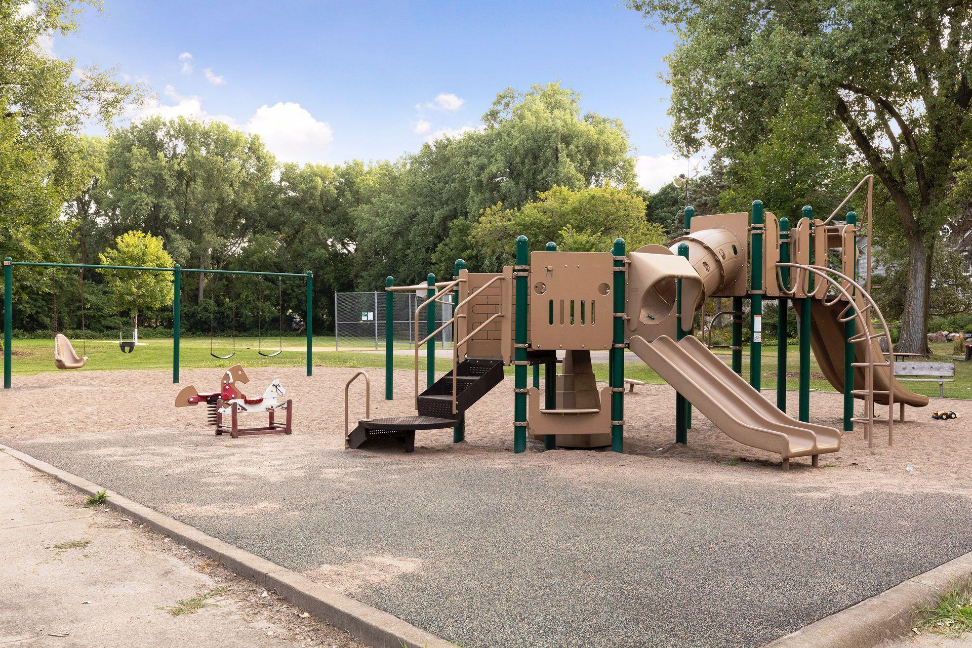 Golden Valley, Minnesota, 55416, United States, 2 Bedrooms Bedrooms, ,Residential,For Sale,1970516