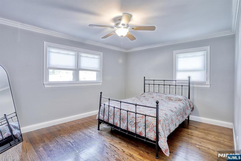 Waldwick, New Jersey, 07463, United States, 3 Bedrooms Bedrooms, ,2 BathroomsBathrooms,Residential,For Sale,1918312