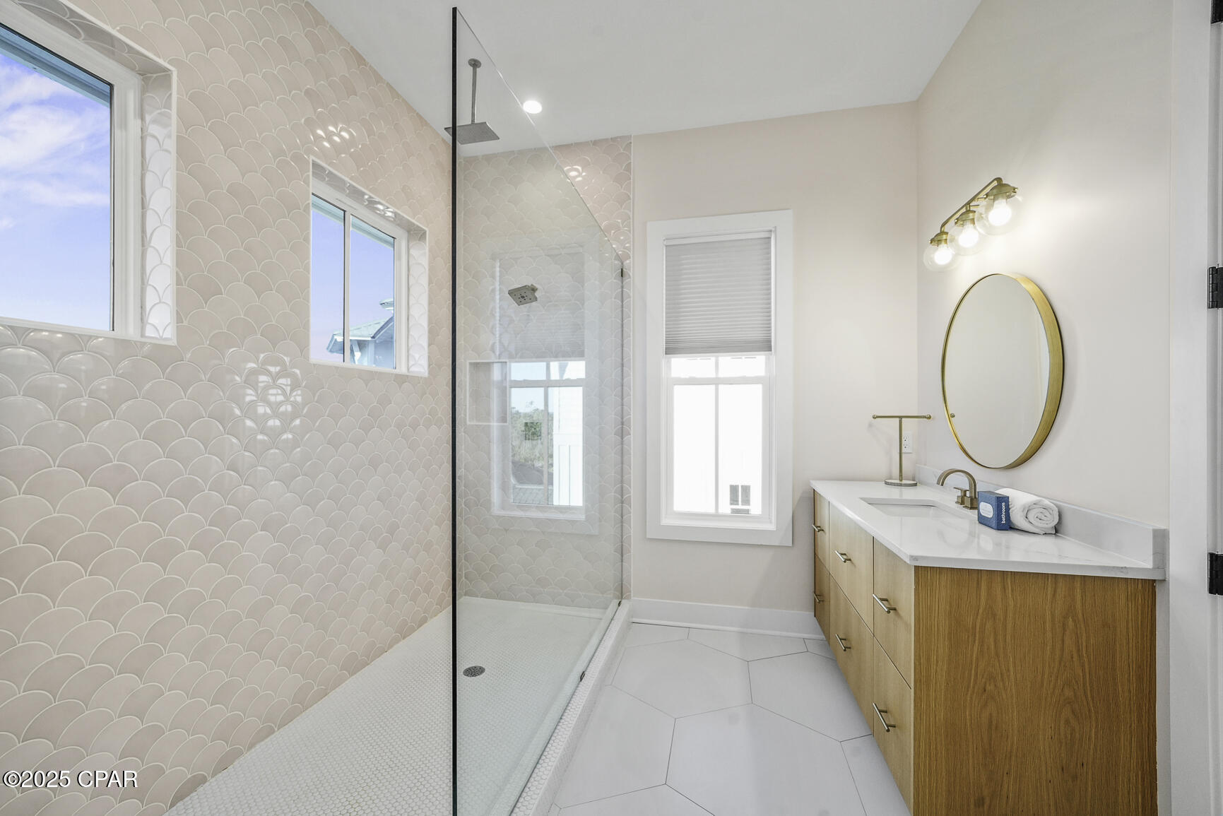 Mexico Beach, Florida, 32456, United States, 5 Bedrooms Bedrooms, ,6 BathroomsBathrooms,Residential,For Sale,1994562