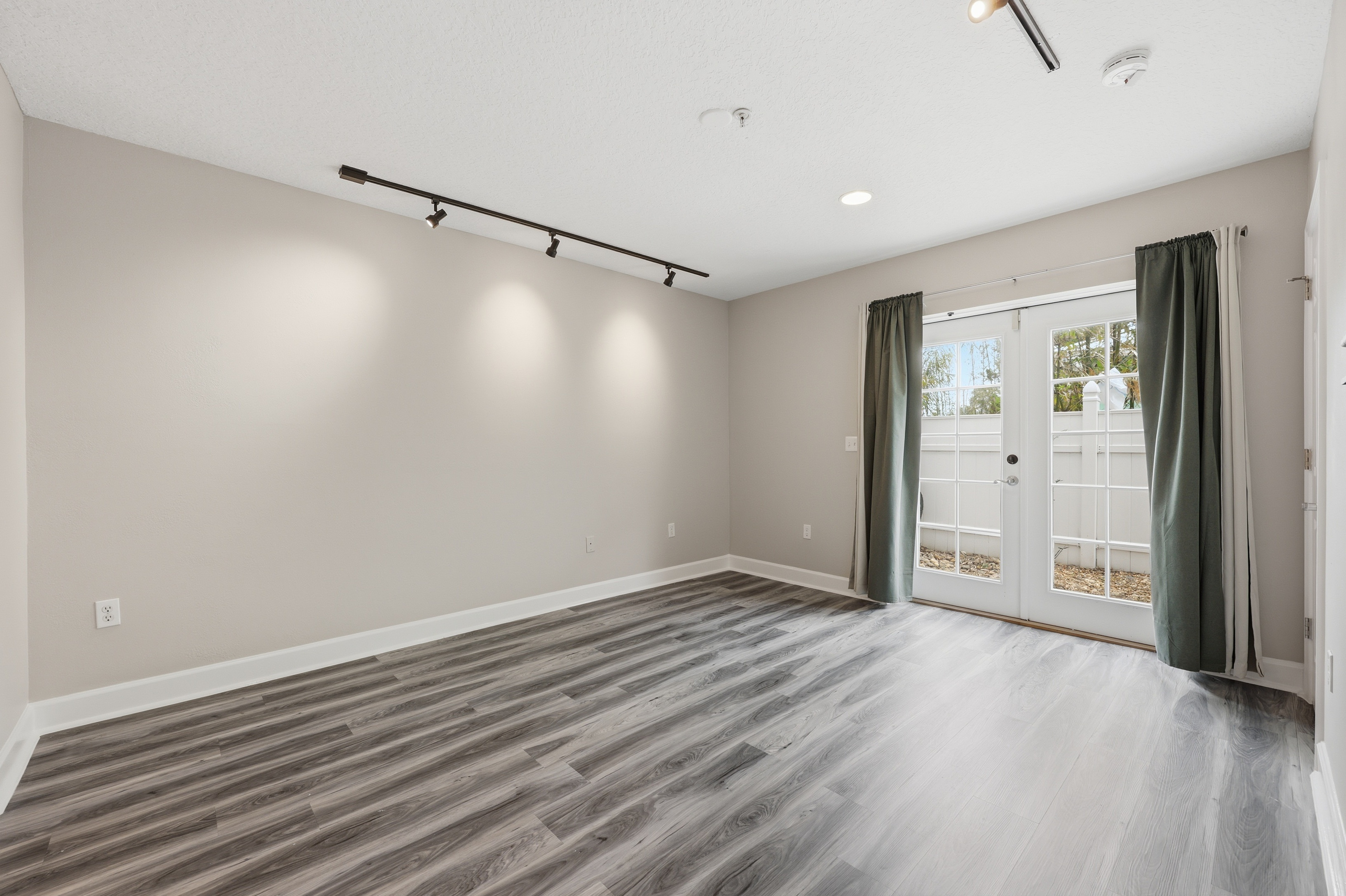  400 14th Avenue N, Jacksonville Beach, FL, 32250 - 物件實景