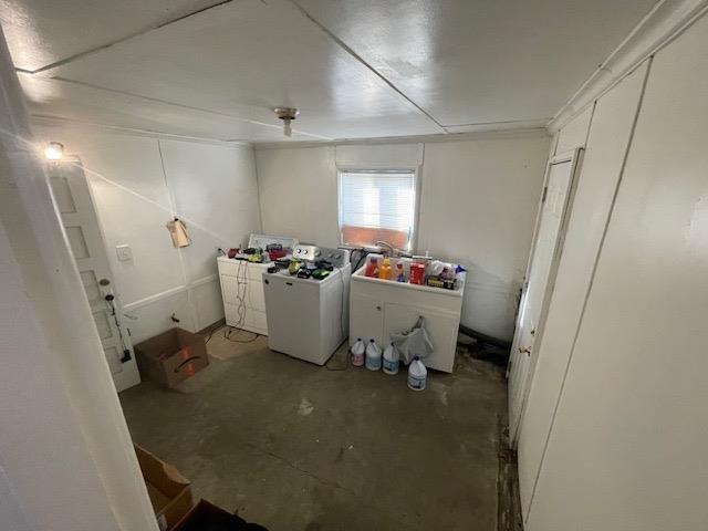 Oakland, California, 94605, United States, 3 Bedrooms Bedrooms, ,1 BathroomBathrooms,Residential,For Sale,2011144