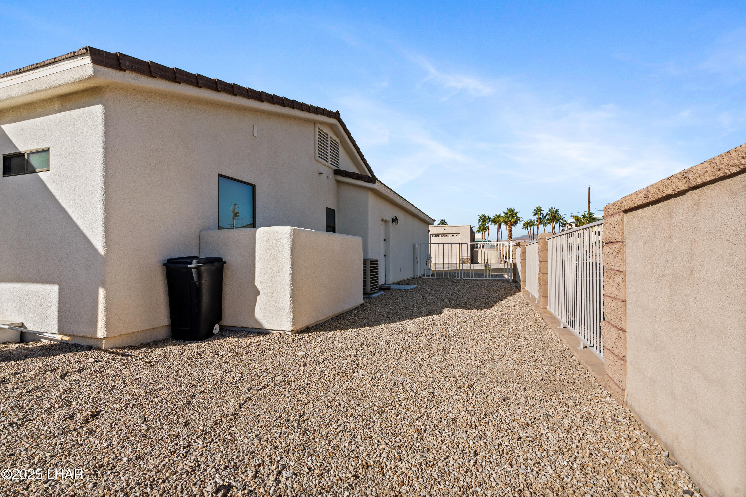 Lake Havasu City, Arizona, 86406, United States, 3 Bedrooms Bedrooms, ,1 BathroomBathrooms,Residential,For Sale,1995685