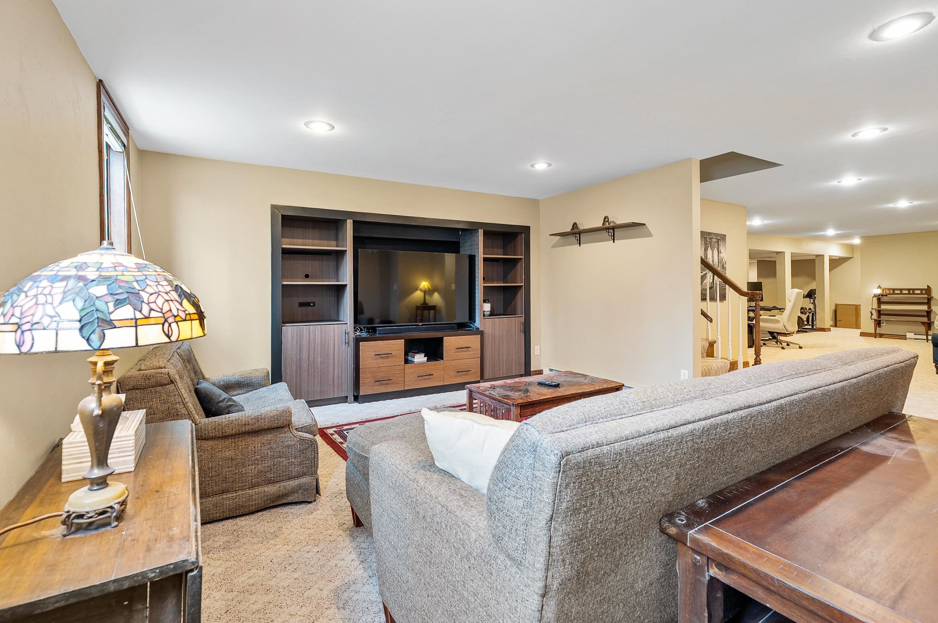 GREEN BAY, Wisconsin, 54313, United States, 4 Bedrooms Bedrooms, ,5 BathroomsBathrooms,Residential,For Sale,2048665