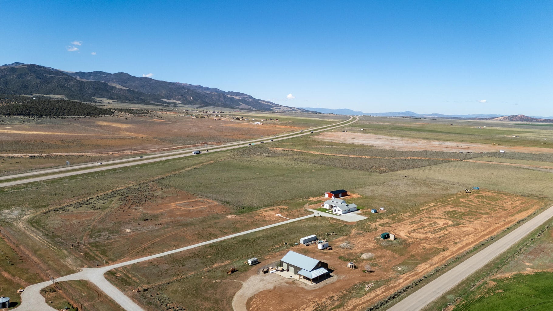 Parowan, Utah, 84761, United States, 3 Bedrooms Bedrooms, ,3 BathroomsBathrooms,Residential,For Sale,1992445