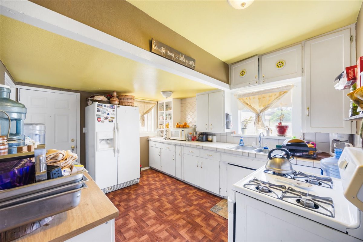 San Jacinto, California, 92583, United States, 6 Bedrooms Bedrooms, ,4 BathroomsBathrooms,Residential,For Sale,1977505