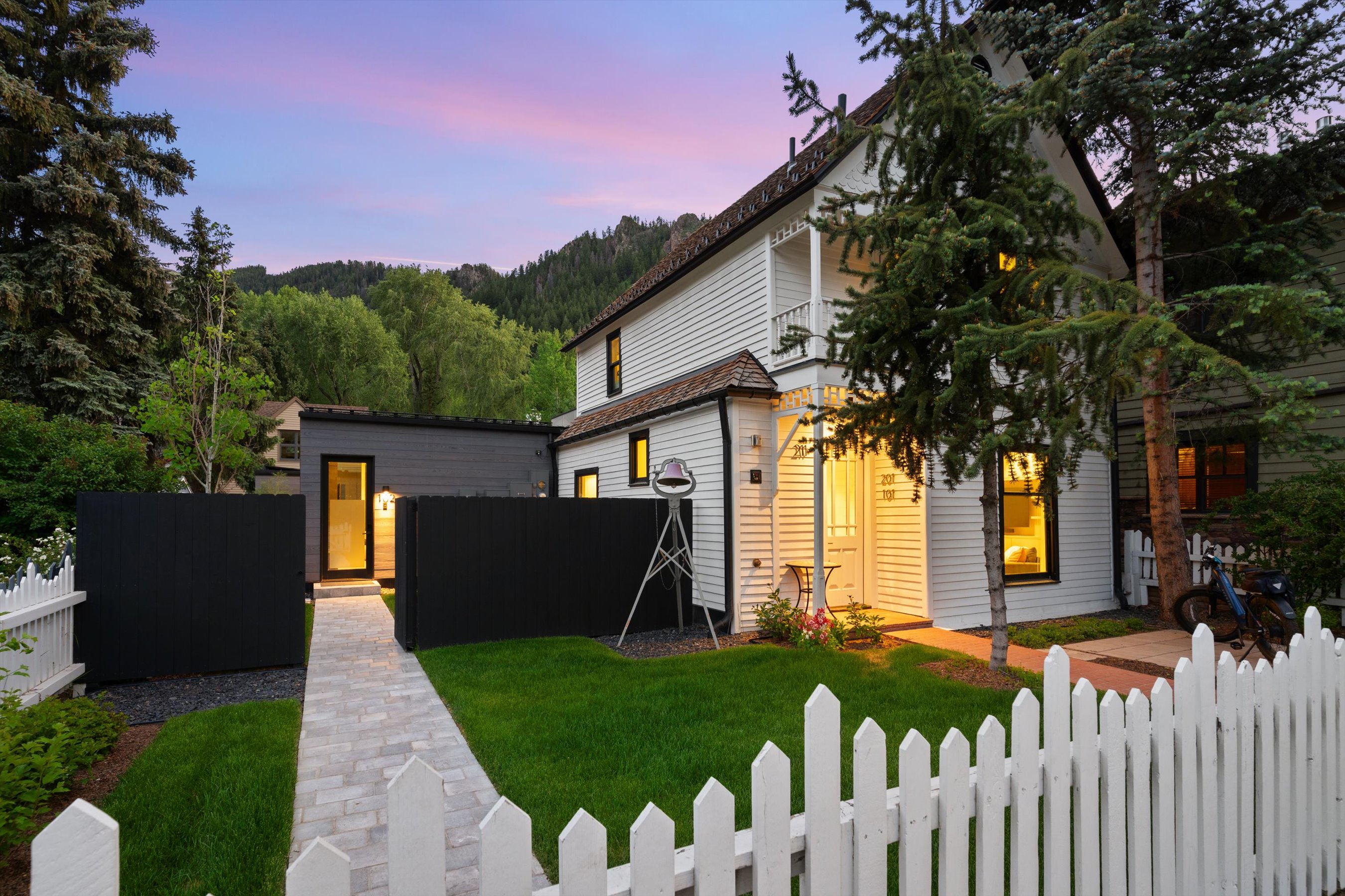  The Jewel of Aspen; an Elegant 4-Unit Lady Victorian - 物件實景