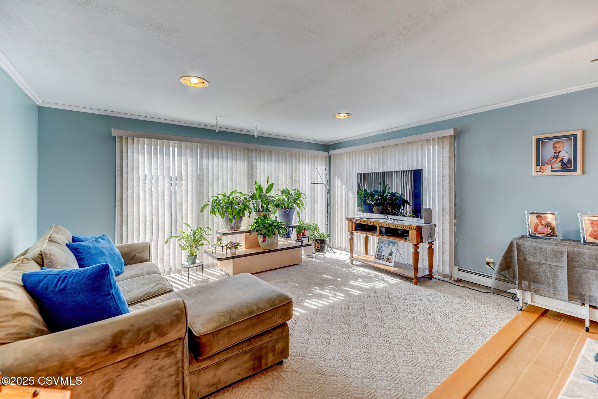 Berwick, Pennsylvania, 18603, United States, 4 Bedrooms Bedrooms, ,3 BathroomsBathrooms,Residential,For Sale,1979458