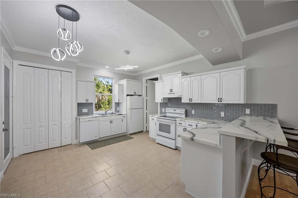 Naples, Florida, 34119, United States, 6 Bedrooms Bedrooms, ,6 BathroomsBathrooms,Residential,For Sale,1997094