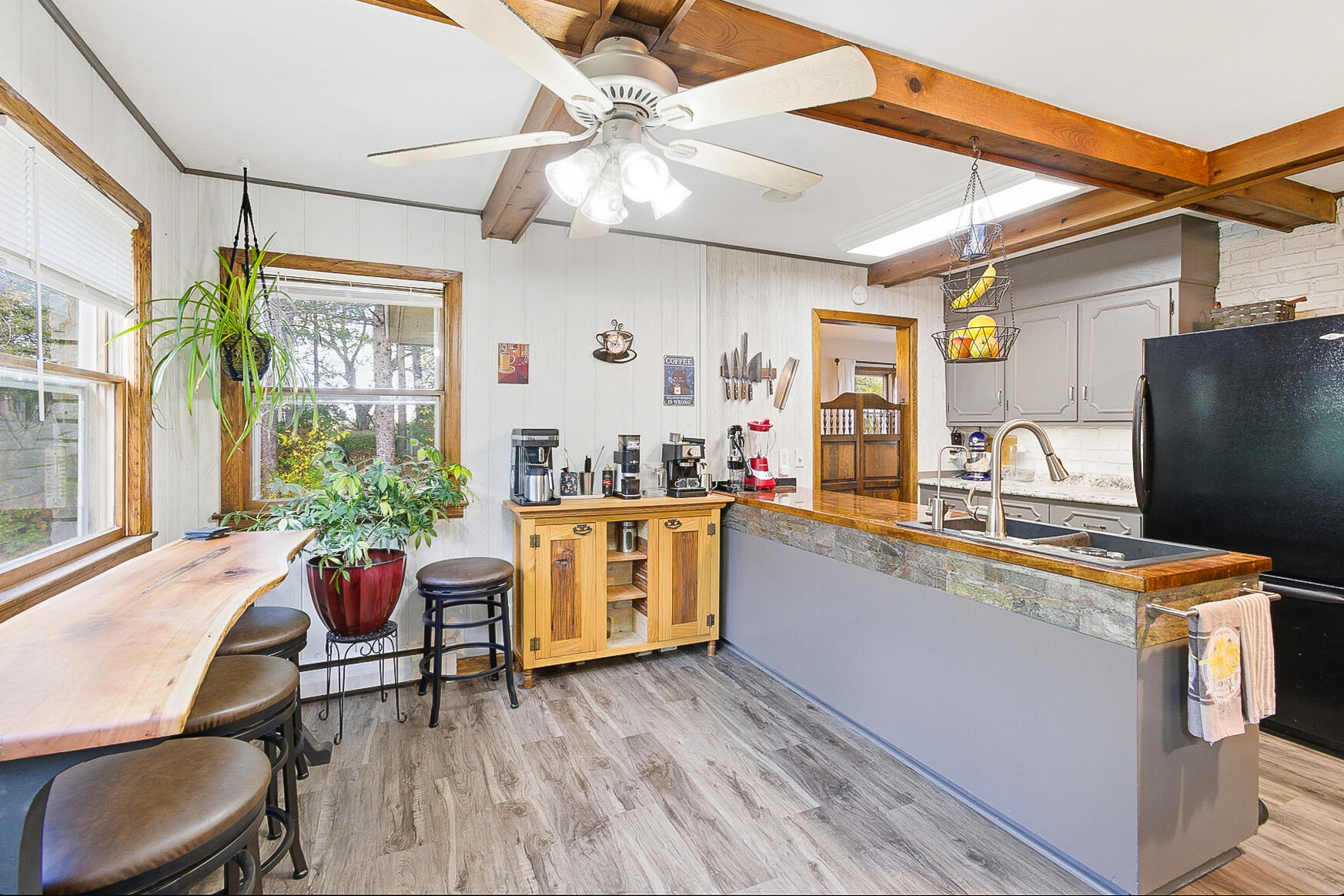 Jefferson, Wisconsin, 53549, United States, 4 Bedrooms Bedrooms, ,2 BathroomsBathrooms,Residential,For Sale,1973075