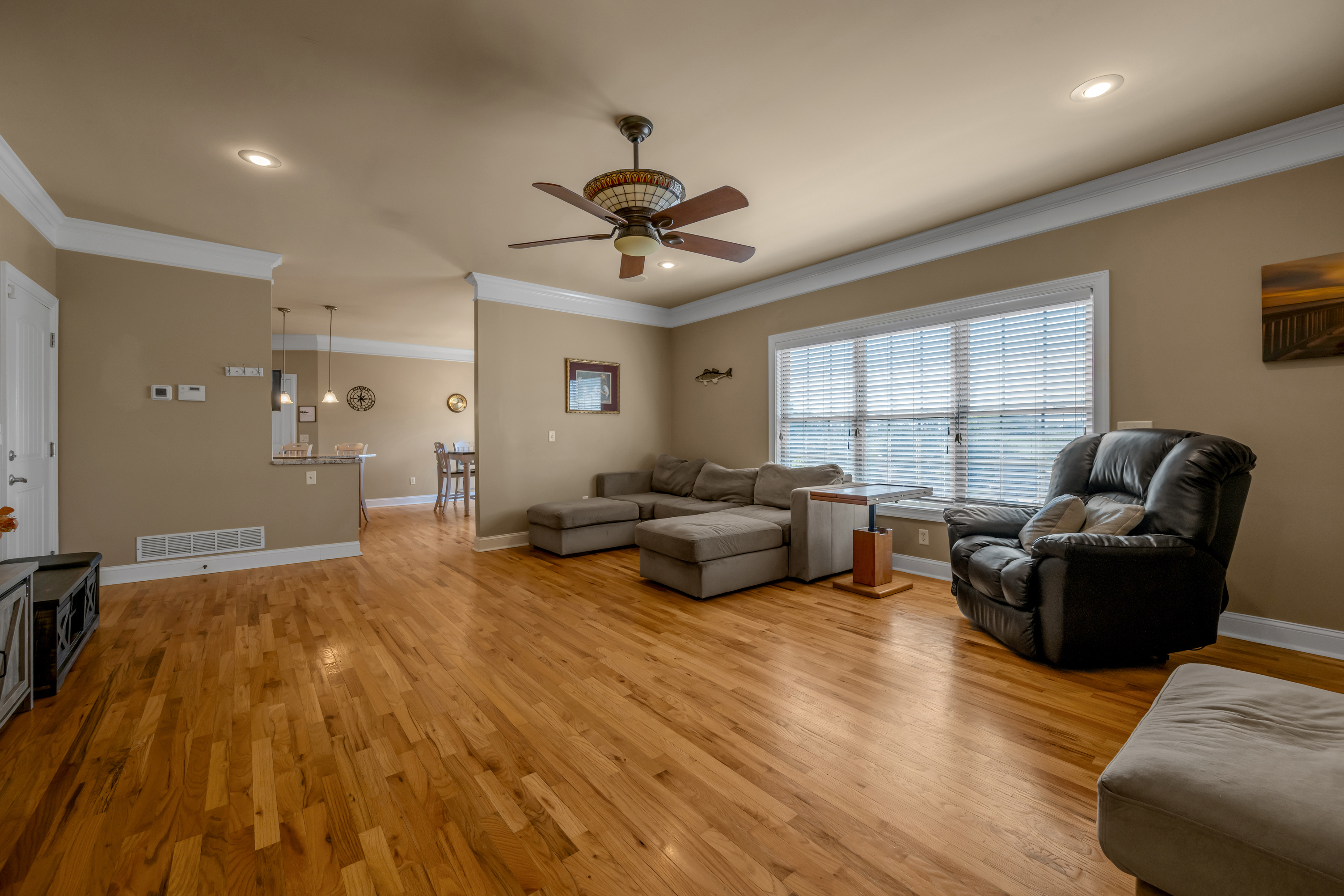 528 Ranier Drive - 物件實景