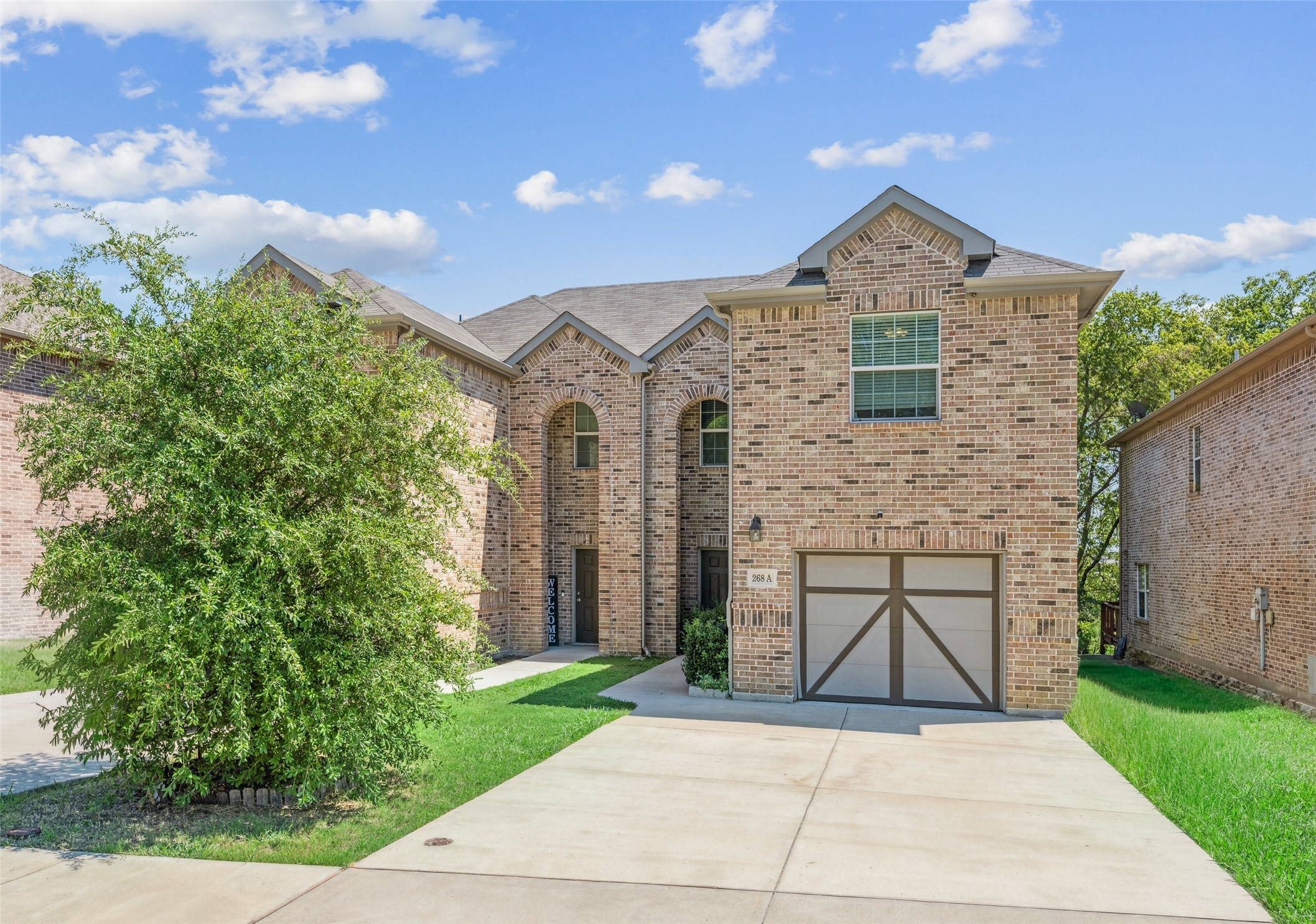 Little Elm, Texas, 75068, United States, 6 Bedrooms Bedrooms, ,6 BathroomsBathrooms,Residential,For Sale,1941965