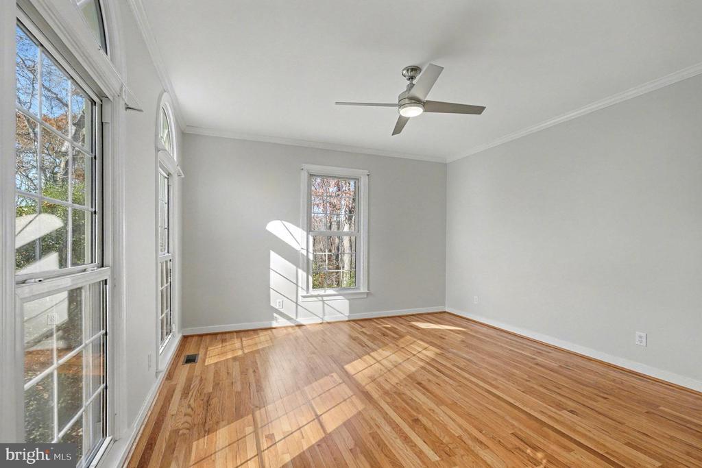 Fredericksburg, Virginia, 22407, United States, 4 Bedrooms Bedrooms, ,3 BathroomsBathrooms,Residential,For Sale,1991139