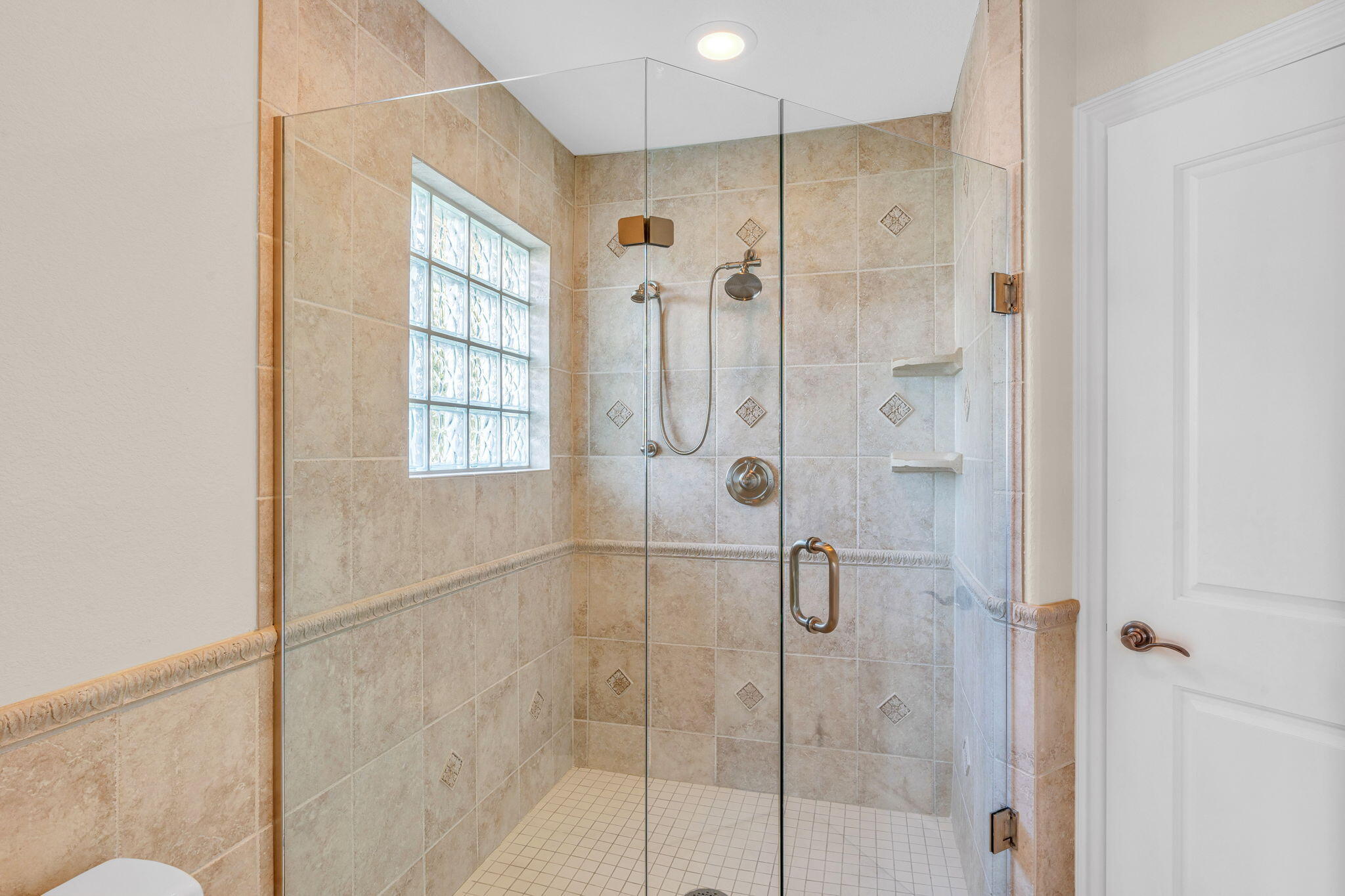 KEY COLONY, Florida, 33051, United States, 4 Bedrooms Bedrooms, ,5 BathroomsBathrooms,Residential,For Sale,1996950