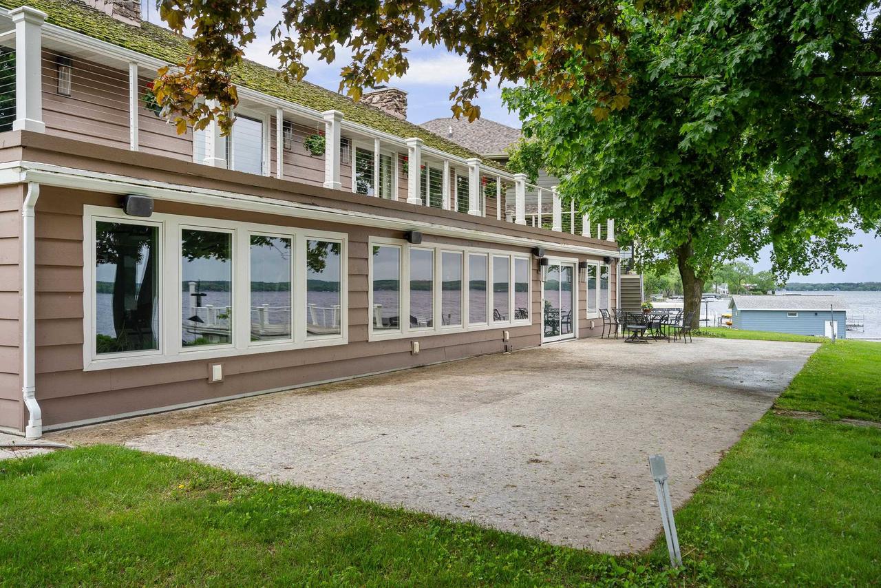 Markesan, Wisconsin, 53946, United States, 5 Bedrooms Bedrooms, ,4 BathroomsBathrooms,Residential,For Sale,2023665