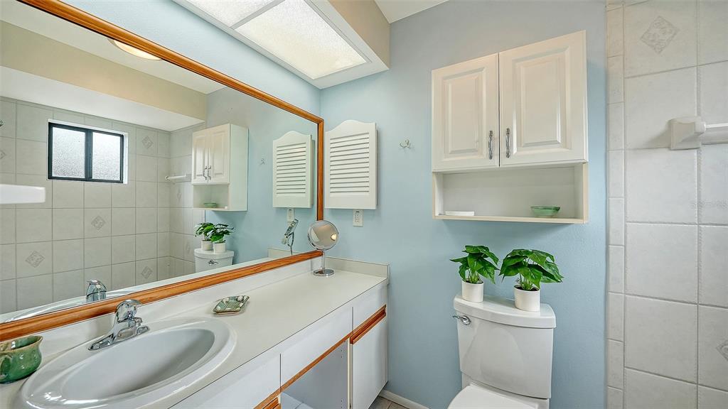 Bradenton, Florida, 34209, United States, 3 Bedrooms Bedrooms, ,2 BathroomsBathrooms,Residential,For Sale,2001818