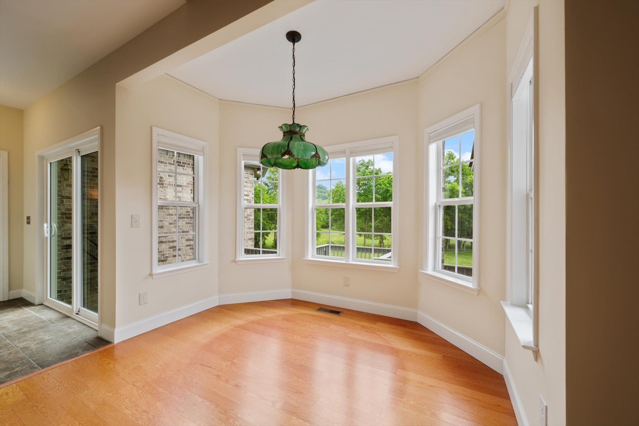  2216 Twin Peaks Ct, Spring Hill, TN, 37174 - 物件實景