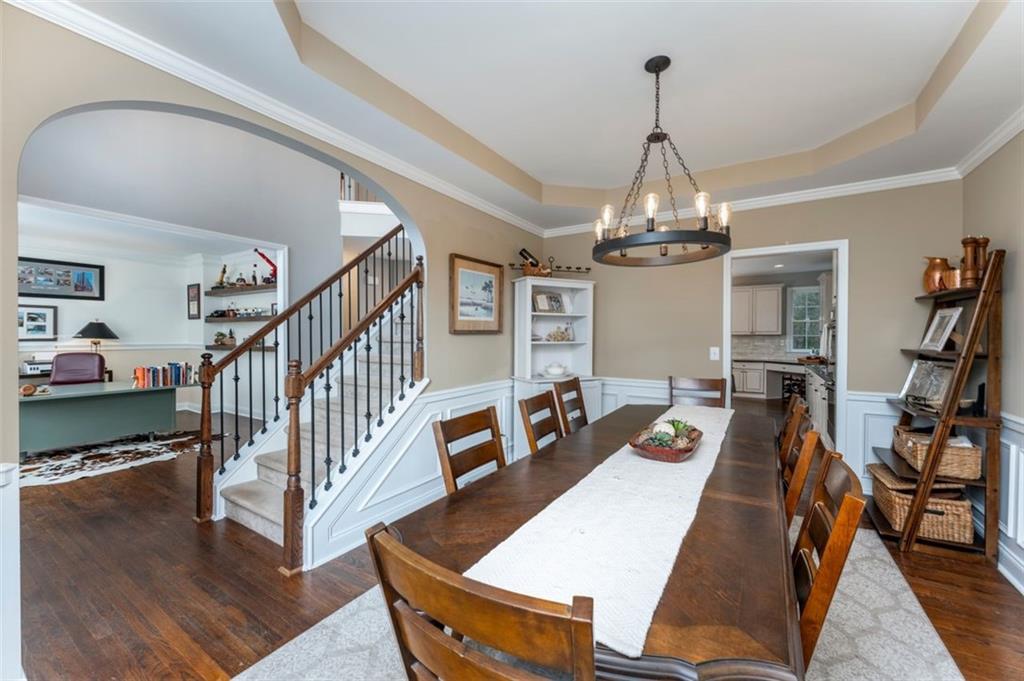 Marietta, Georgia, 30064, United States, 5 Bedrooms Bedrooms, ,5 BathroomsBathrooms,Residential,For Sale,2003371