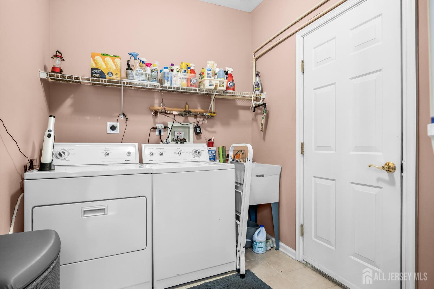 Monroe, New Jersey, 08831, United States, 2 Bedrooms Bedrooms, ,2 BathroomsBathrooms,Residential,For Sale,2034410