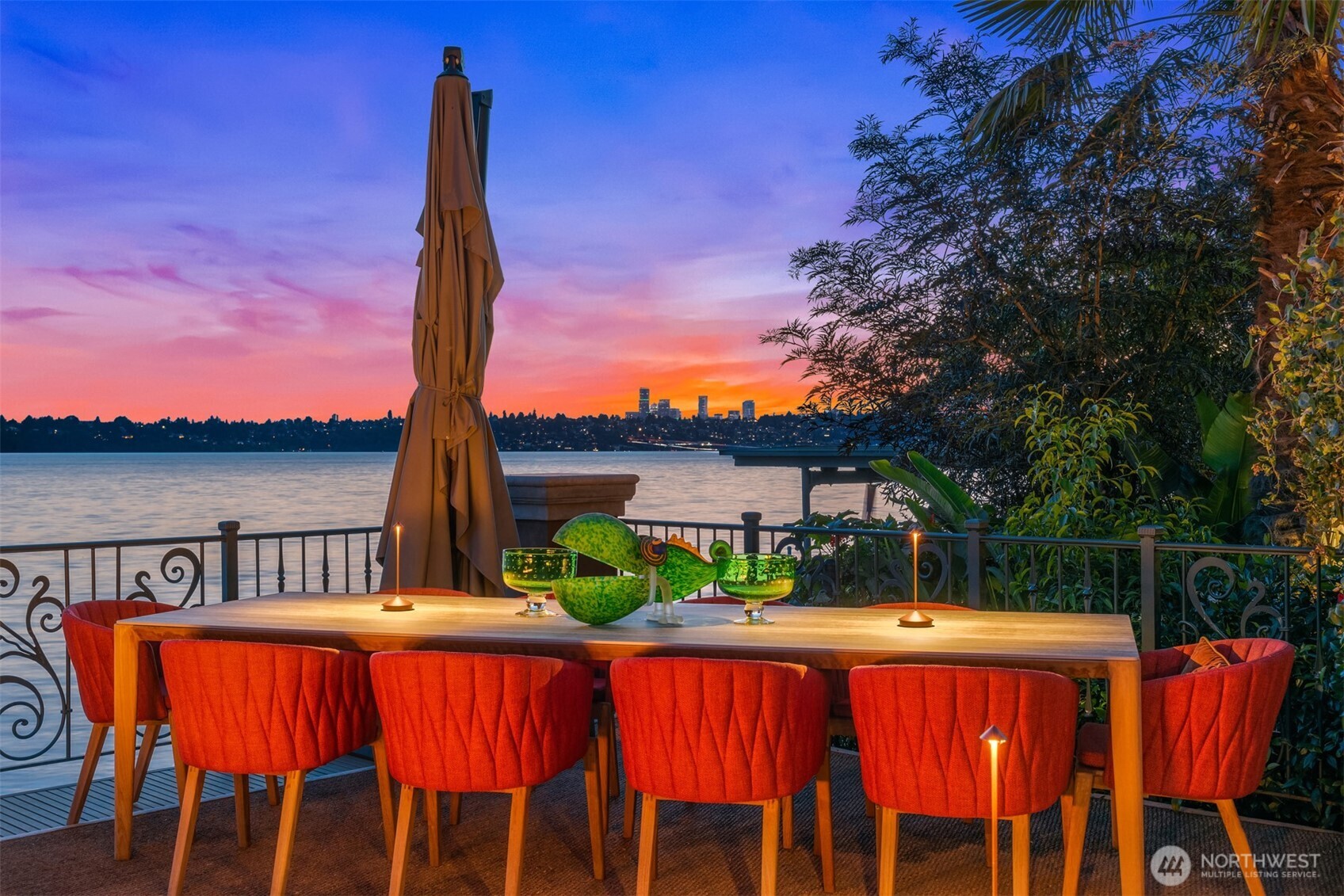 Mercer Island, Washington, 98040, United States, 3 Bedrooms Bedrooms, ,3 BathroomsBathrooms,Residential,For Sale,1729957